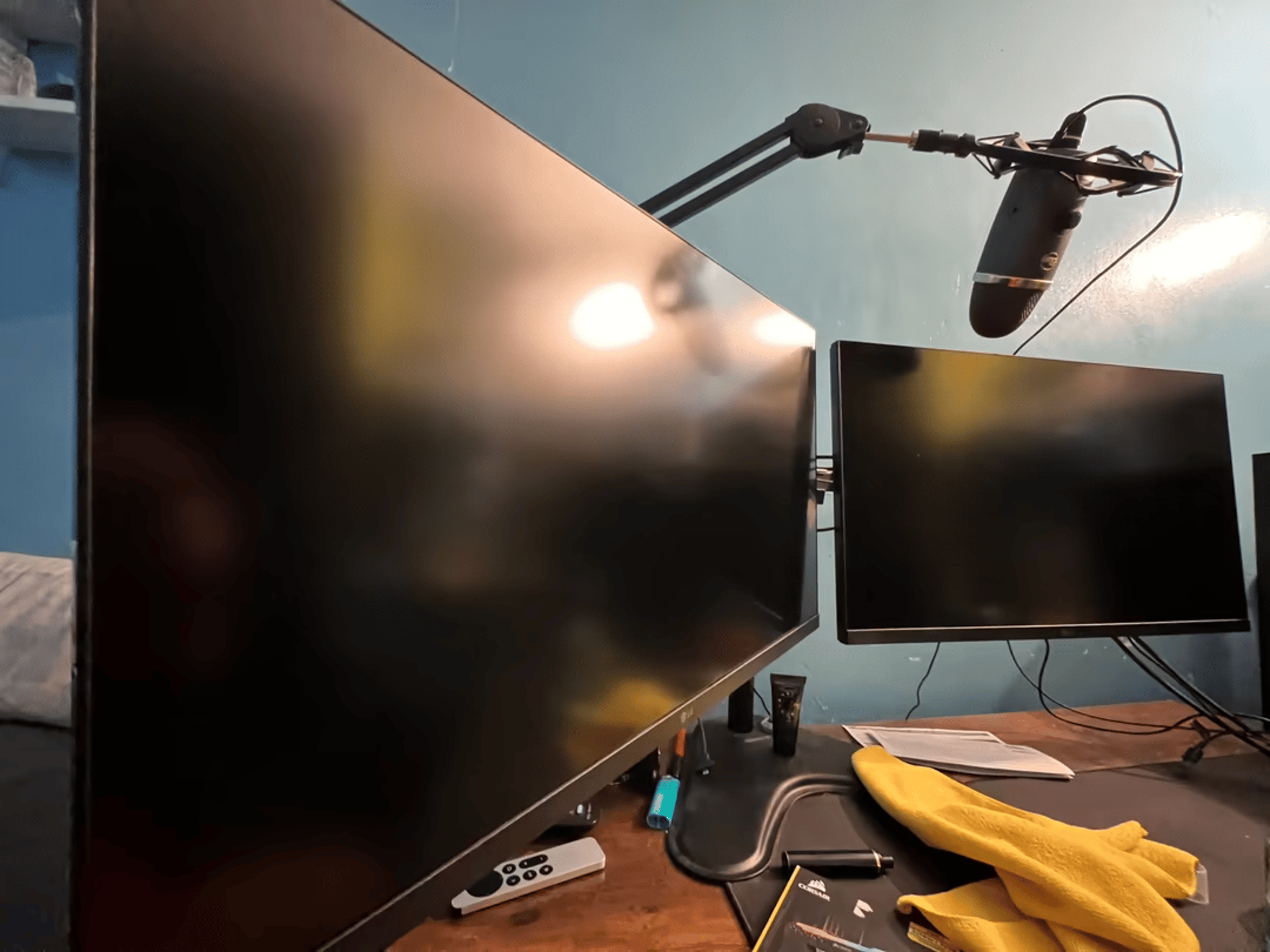 LG UltraGear 27" 240hz