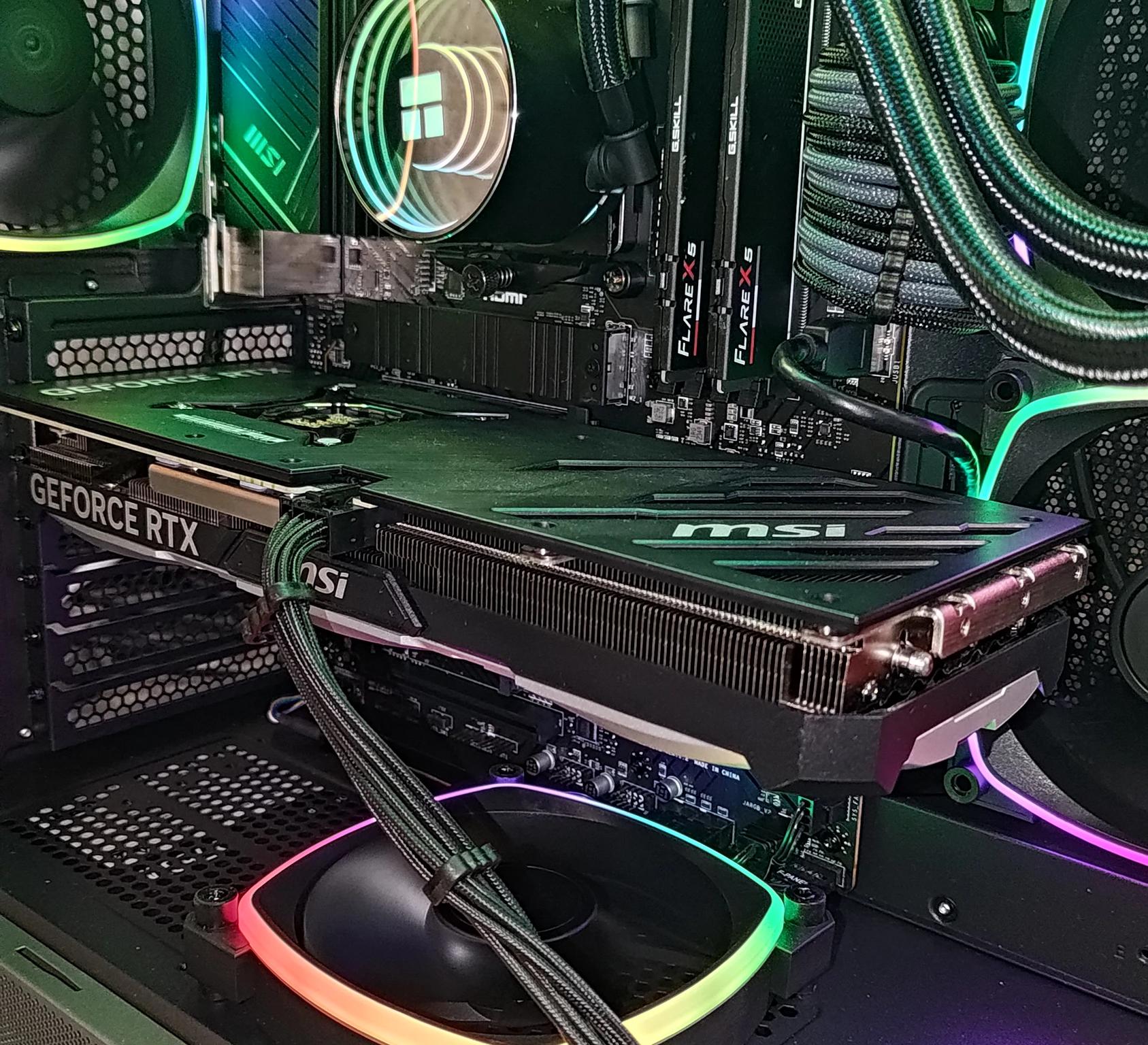 ☁︎Sky High Value!☁︎  Ryzen 7700X | RTX 4070 | 2TB NVME | 32GB Ram!