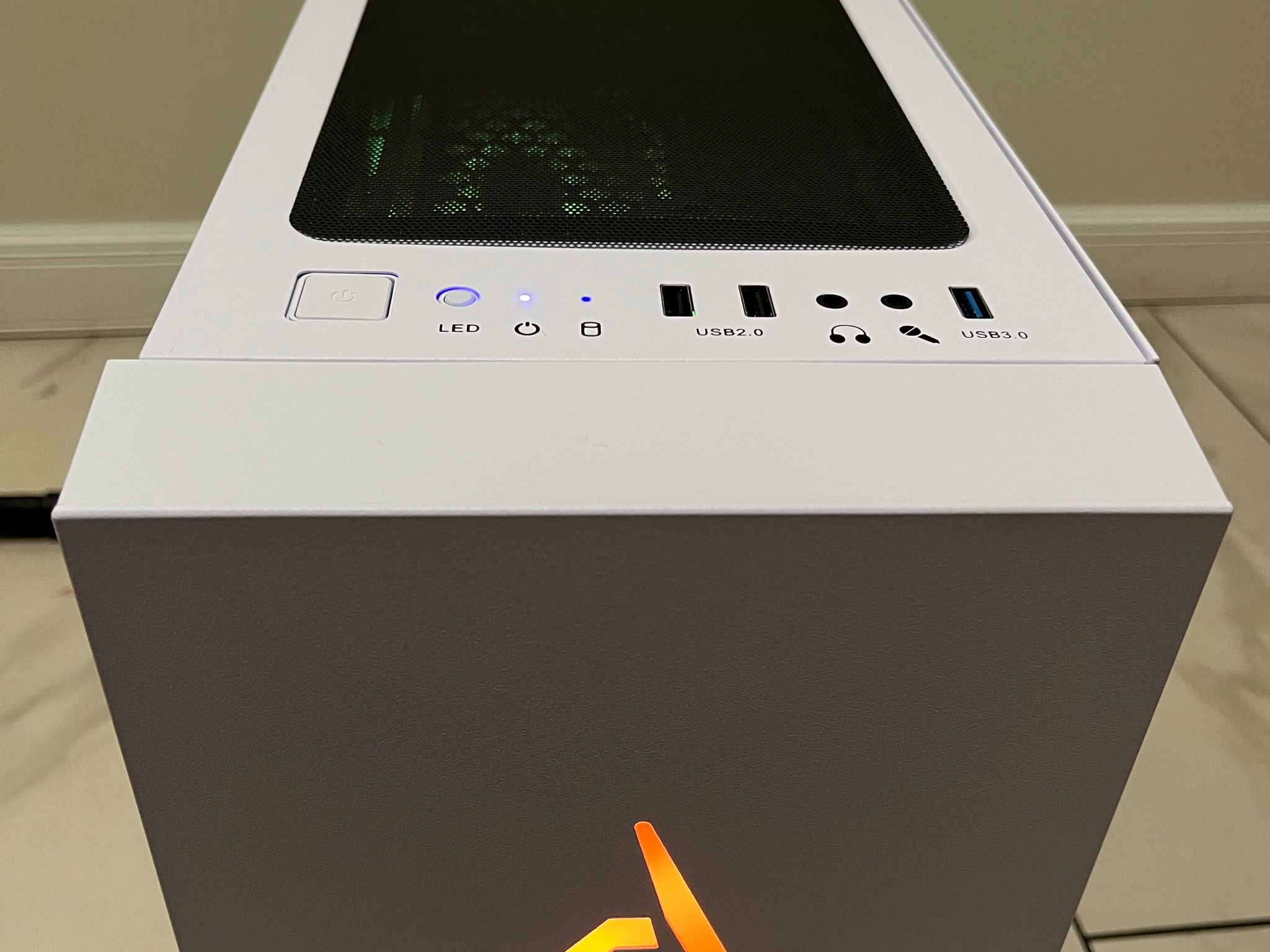 NVIDIA RTX 2060 SUPER, Intel i7-6700, 16GB RAM, 2.1TB Storage - Gaming PC w/Wi-Fi, BT & RGB Remote