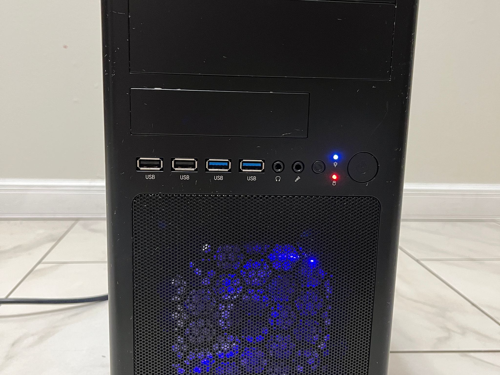 NVIDIA RTX 3060 Ti, Intel Core i5-9400f, 16GB RAM, 500GB SSD