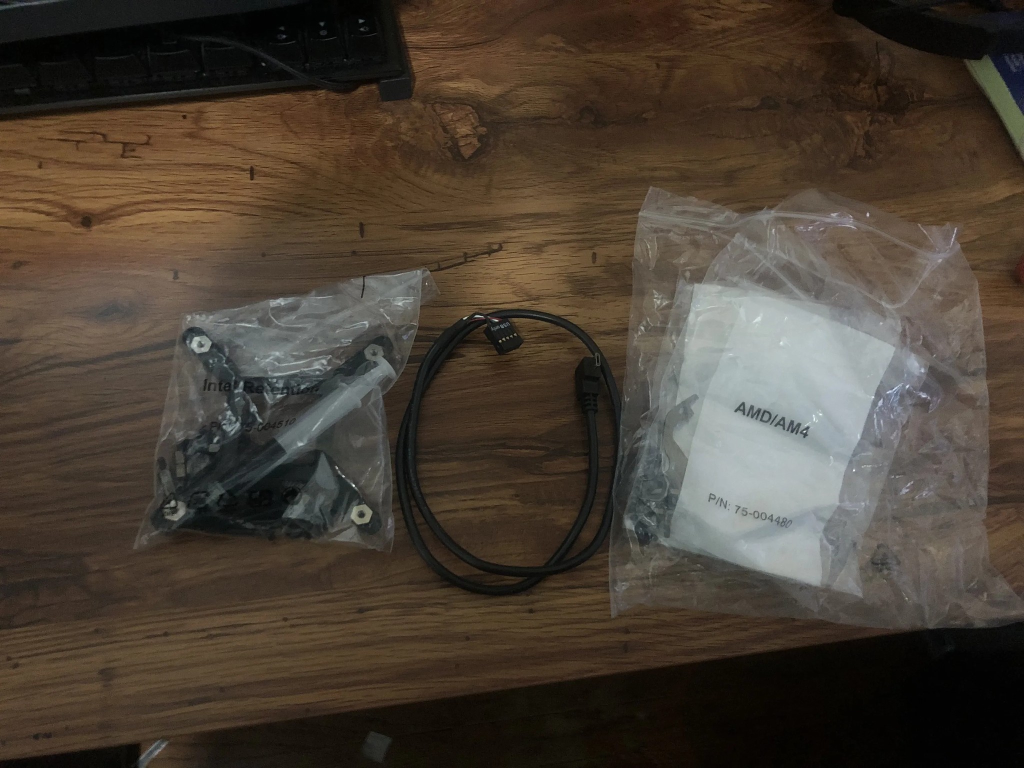 Corsair H100i Pro RGB XT + 2 Noctua Redux 120mm Fans