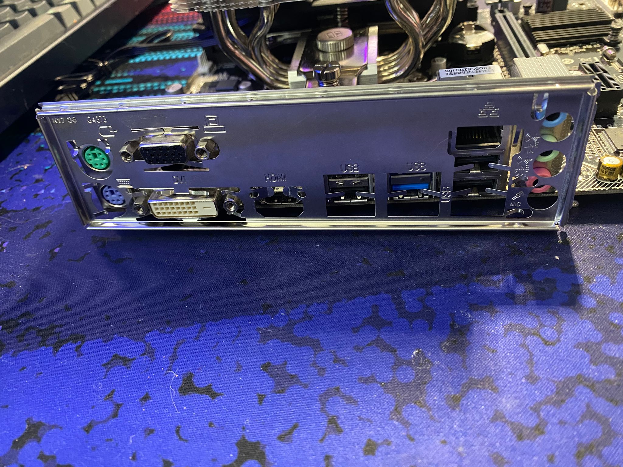 Budget Gaming Combo! H110 MB, i7 6700, 16gb of ddr4 2666, Thermal Right Burst Assassin CPU Cooler.