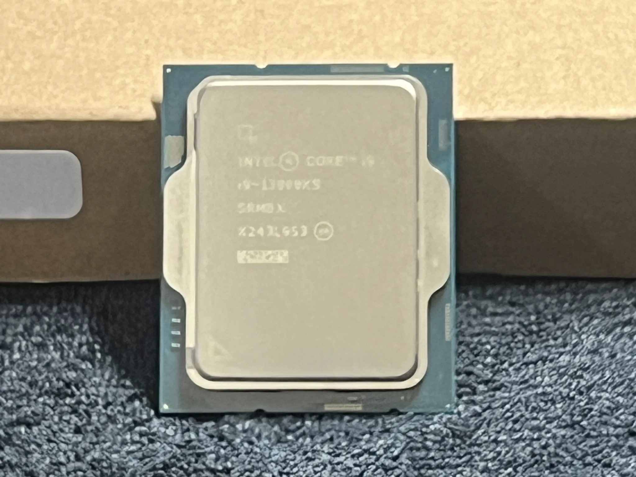 Intel Core i9-13900KS Processor - 24-cores, 36MB Cache, up to 6.00 GHz