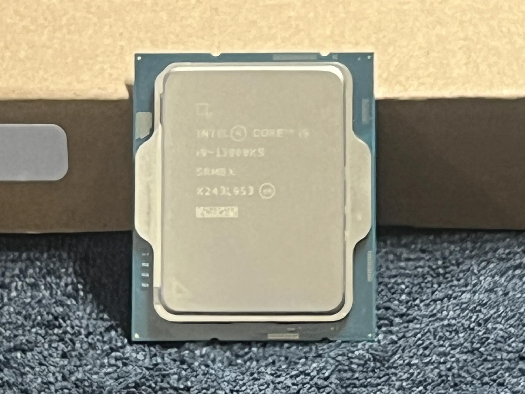 Intel Core i9-13900KS Processor - 24-cores, 36MB Cache, up to 6.00 GHz
