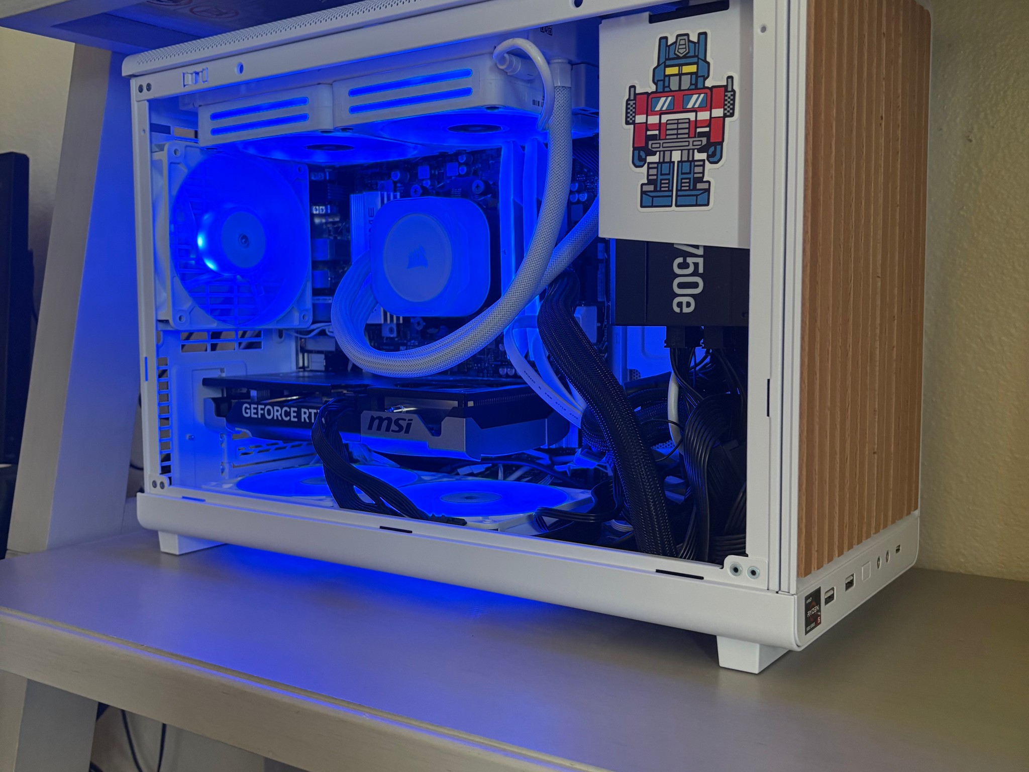 🧊 White RGB Gaming PC — Ryzen 5 7600X + RTX 5060 Ti 16GB + 32GB DDR5 + 1TB M.2 SSD + 256GB SATA SSD