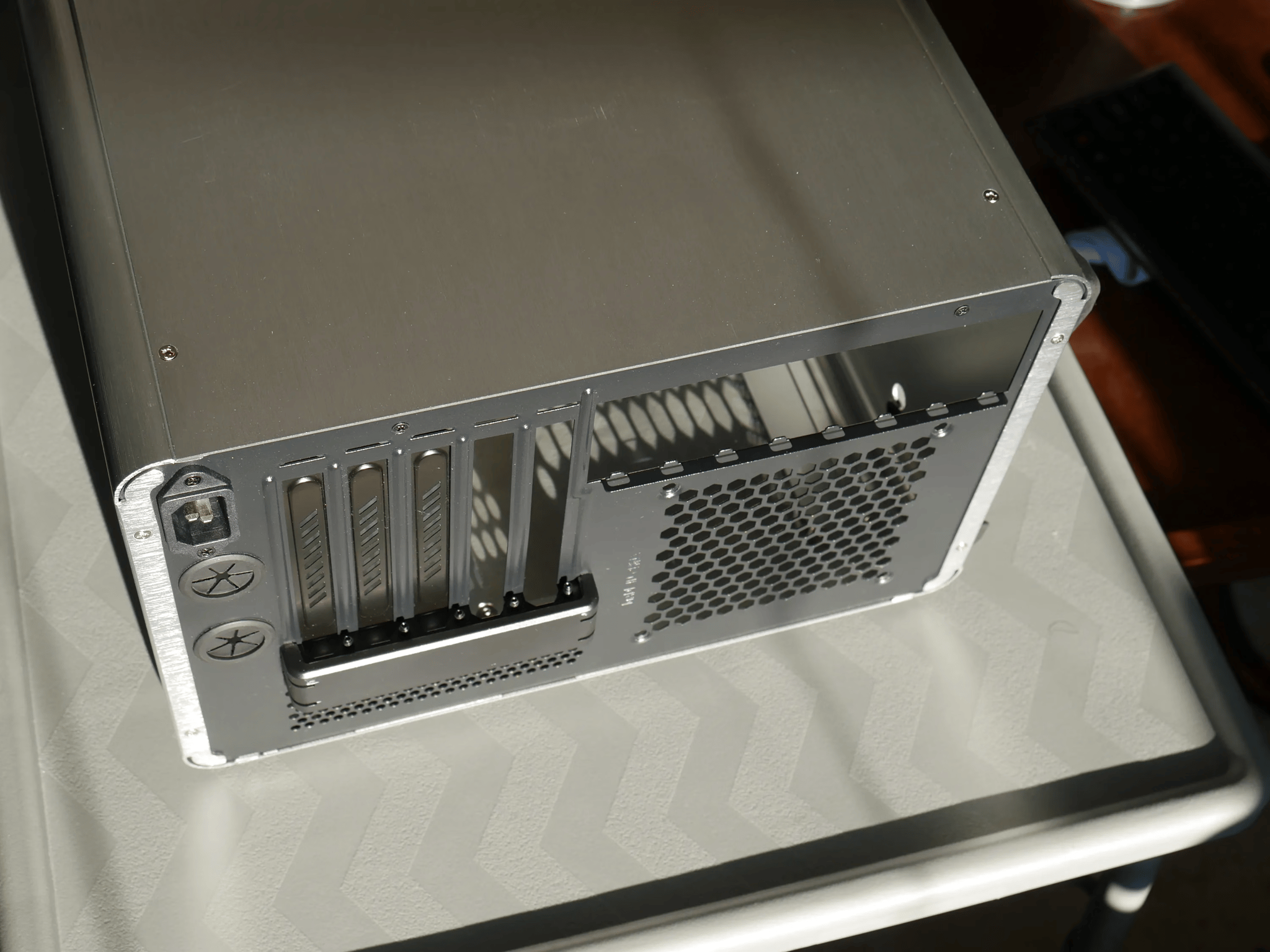 Raijinetek STYK Mini Tower Case- Silver