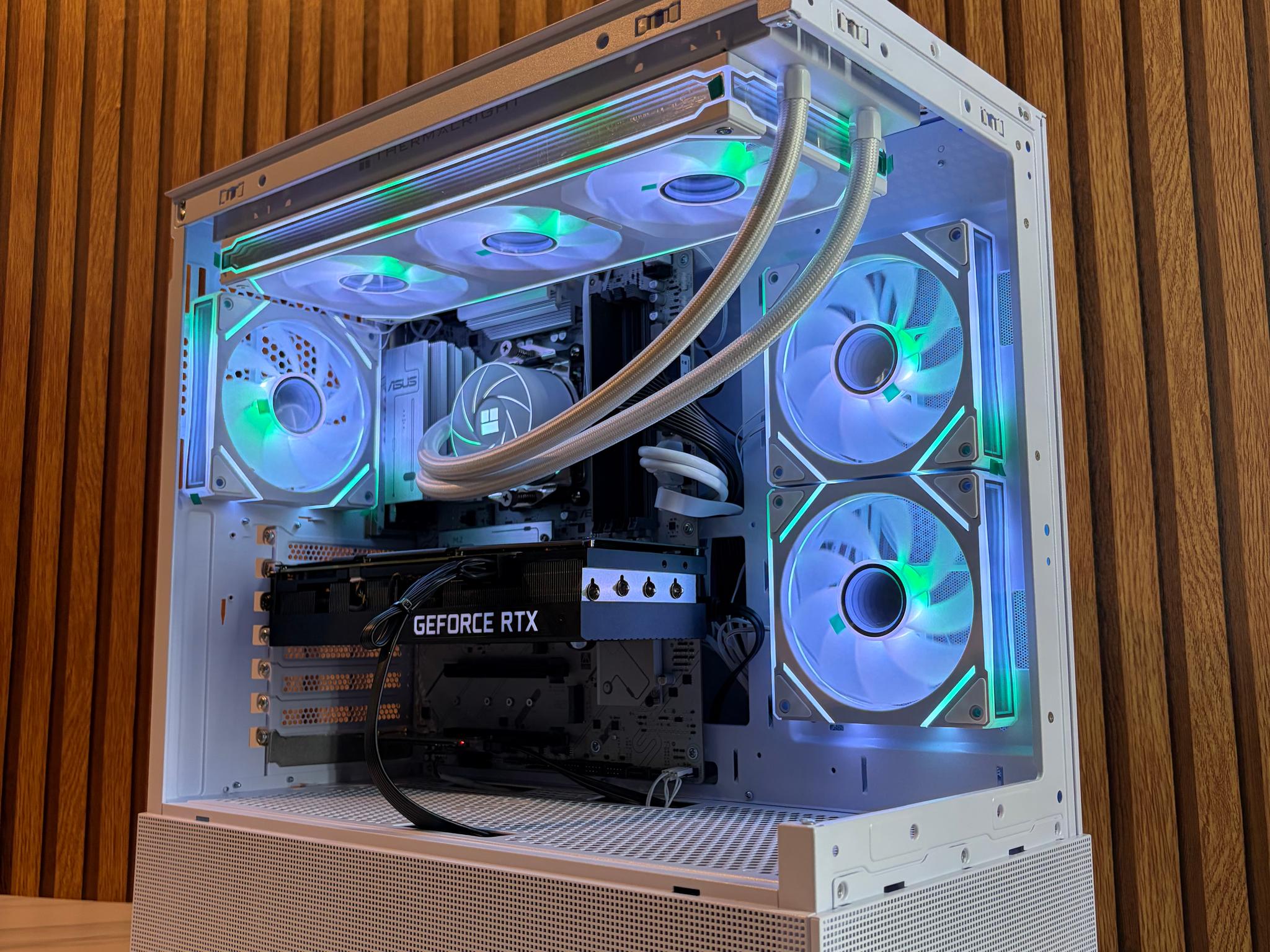 RTX 3080 | RYZEN 5 8400F | 16GB DDR5 | 1TB SSD | 360MM AIO