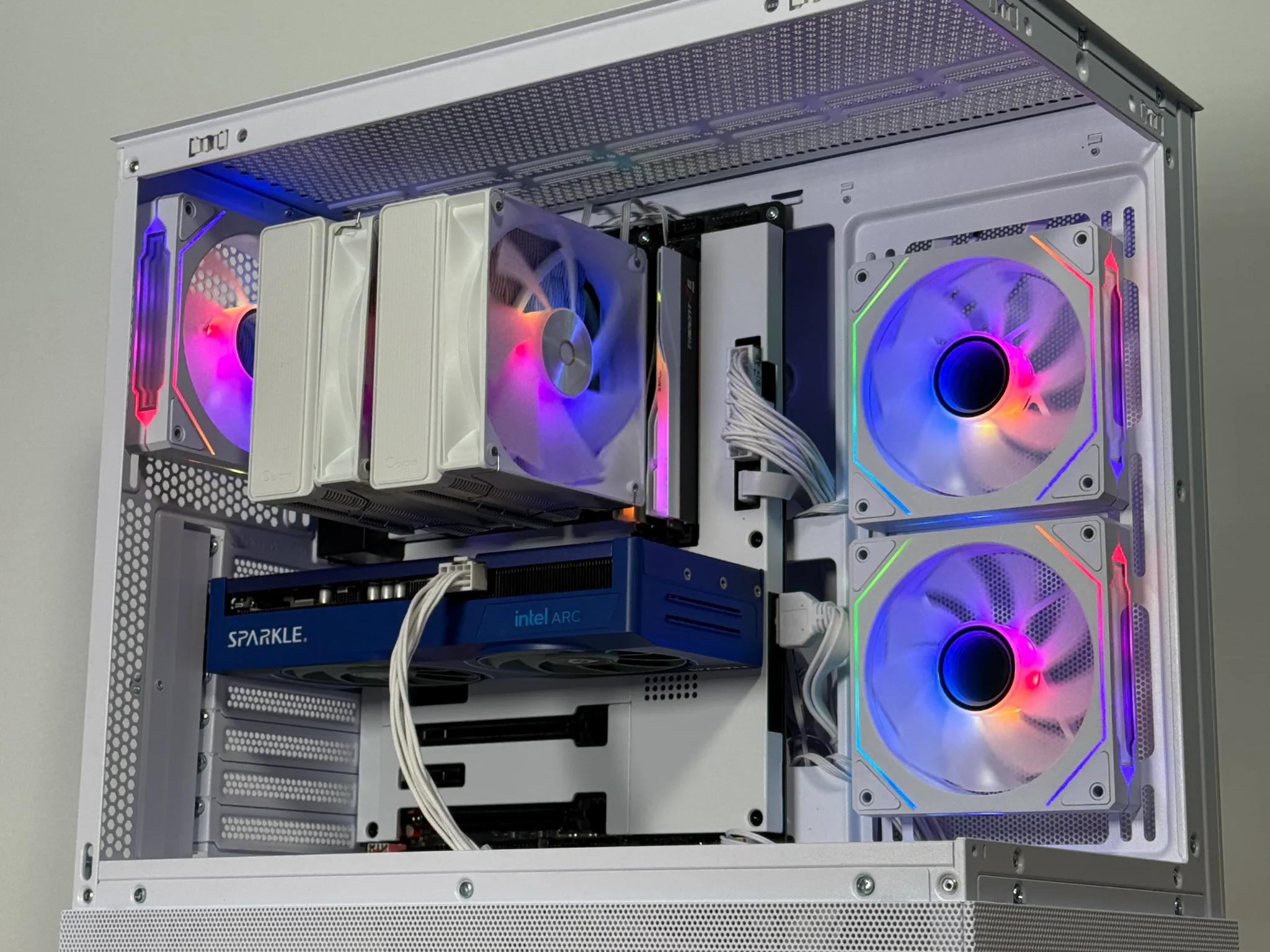 Intel ARC b570 Intel Core i5 14400f Gaming PC