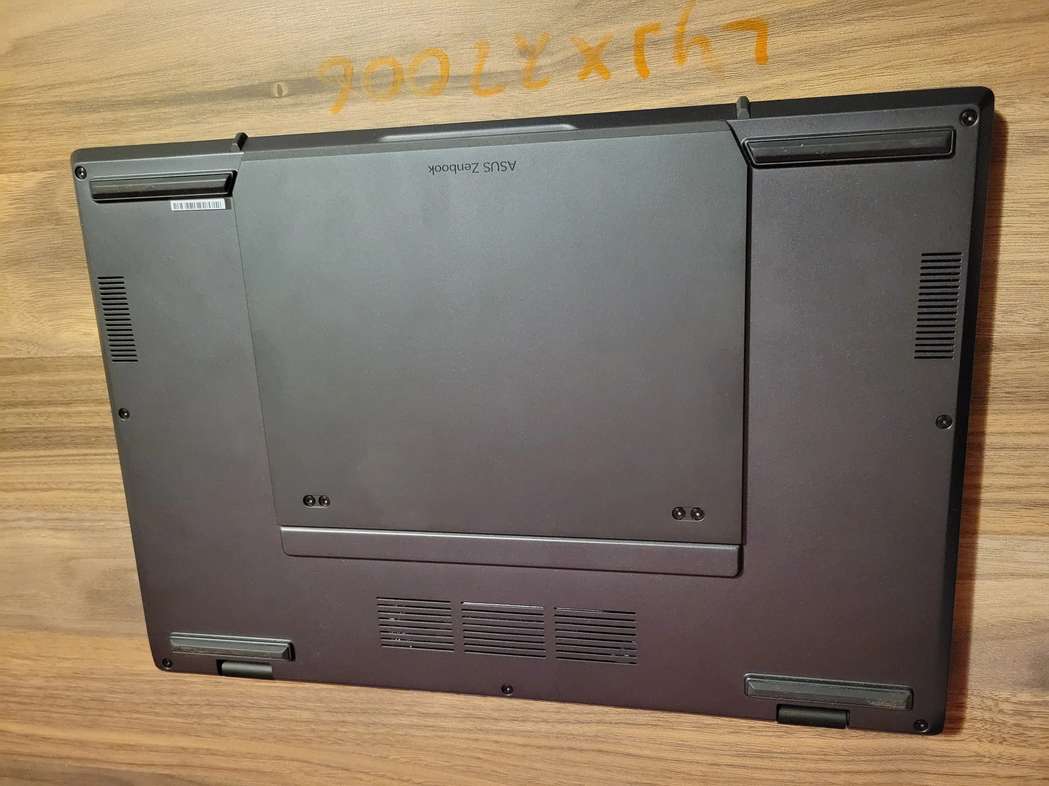 Asus Zenbook Duo Dual Laptop - Core Ultra 9 - 1tb ssd - 14" OLED Touch Screen