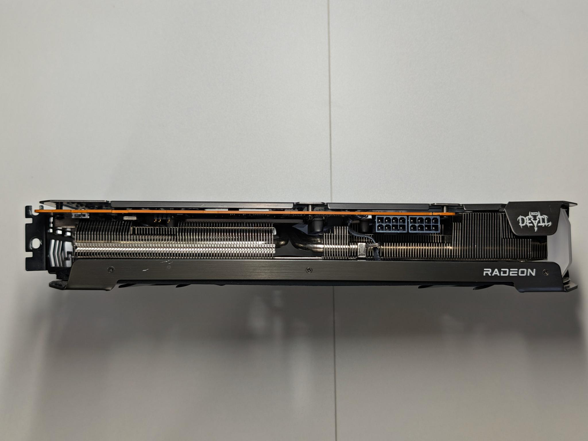 Ryzen 5 5600X + RX 6700 XT Red Devil + ROG Strix B550-F + 16GB DDR4