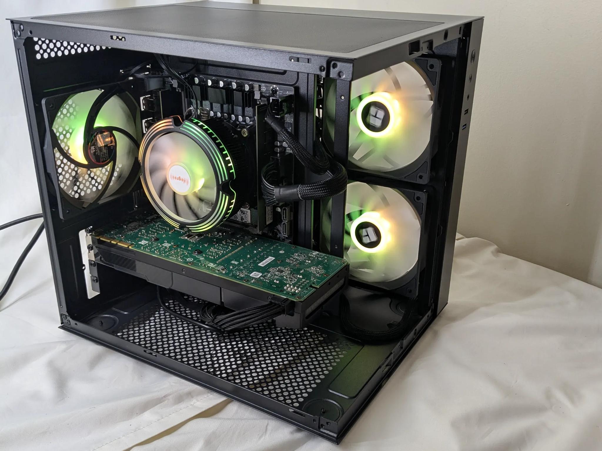 GTX 1080 | 14 cores 28 threads | 32 GB RAM