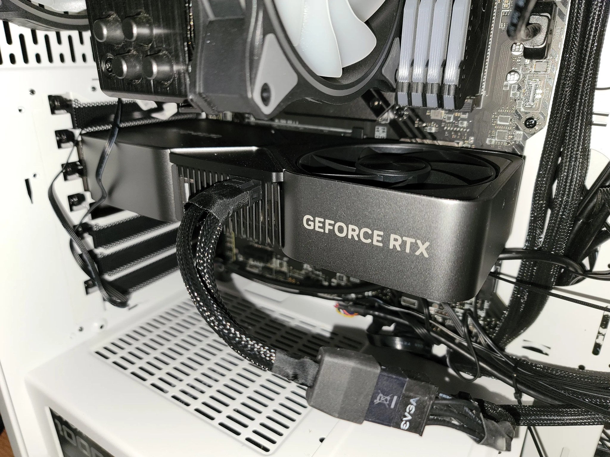 Founders Edition Nvidea 4070 12GB GPU