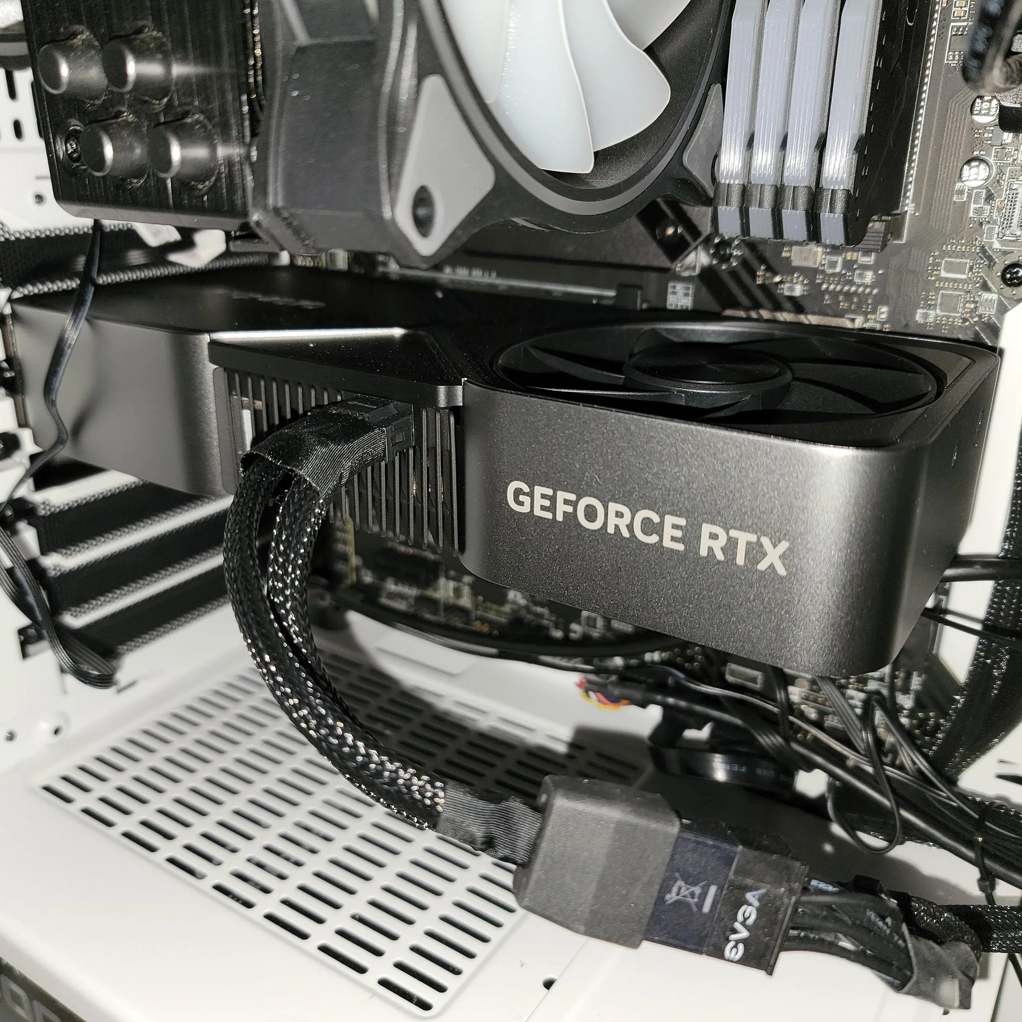 Founders Edition Nvidea 4070 12GB GPU