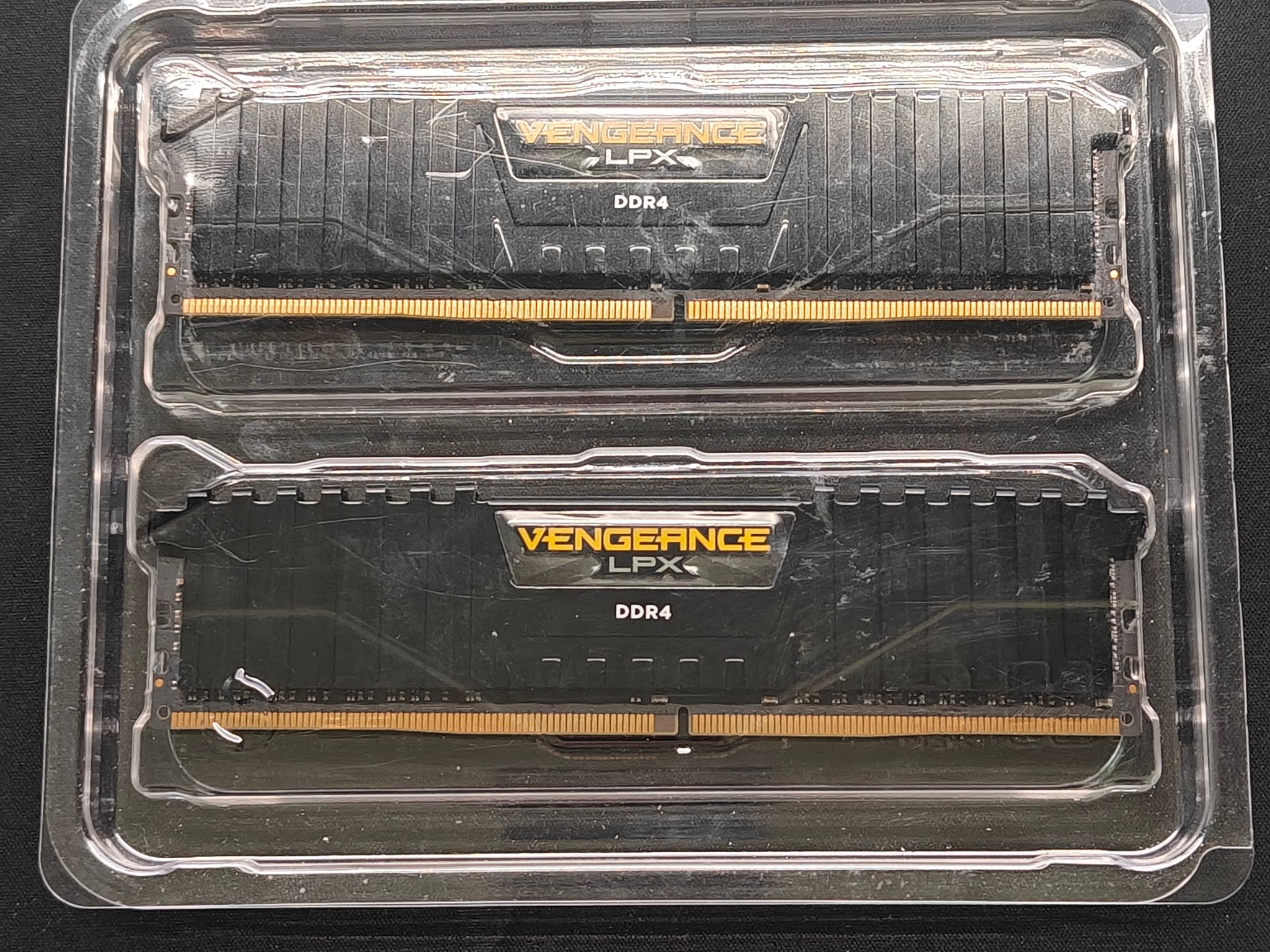 CORSAIR VENGEANCE LPX 32GB (2x16GB) DDR4 3200MHz CL16 Dual-Channel RAM Kit