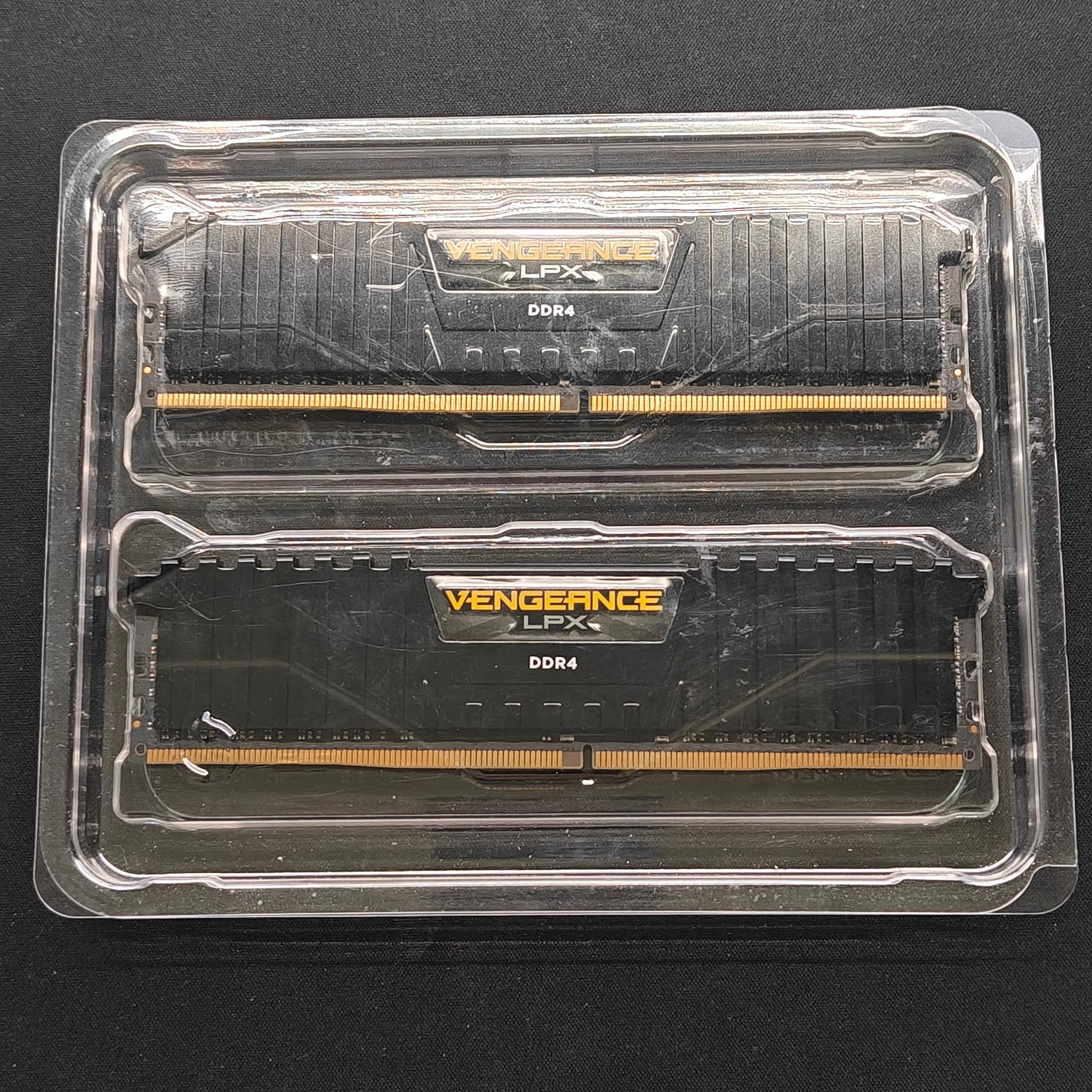 CORSAIR VENGEANCE LPX 32GB (2x16GB) DDR4 3200MHz CL16 Dual-Channel RAM Kit