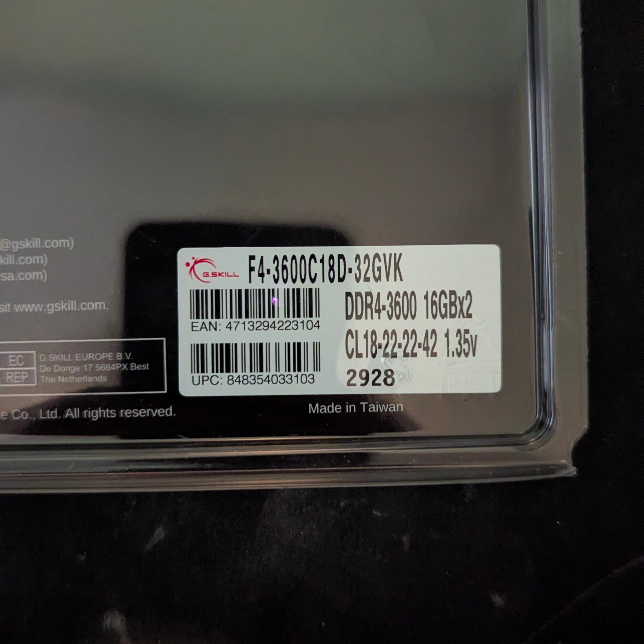 G.Skill Ripjaws V 32 GB (2 x 16GB) DDR4-3600 CL18 Memory