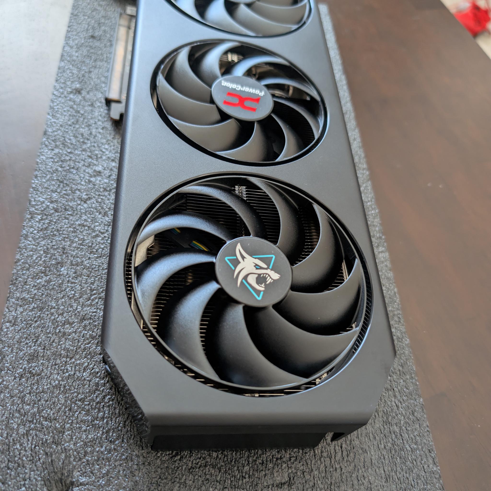 PowerColor Hellhound AMD Radeon RX 9070 XT OC 16GB
