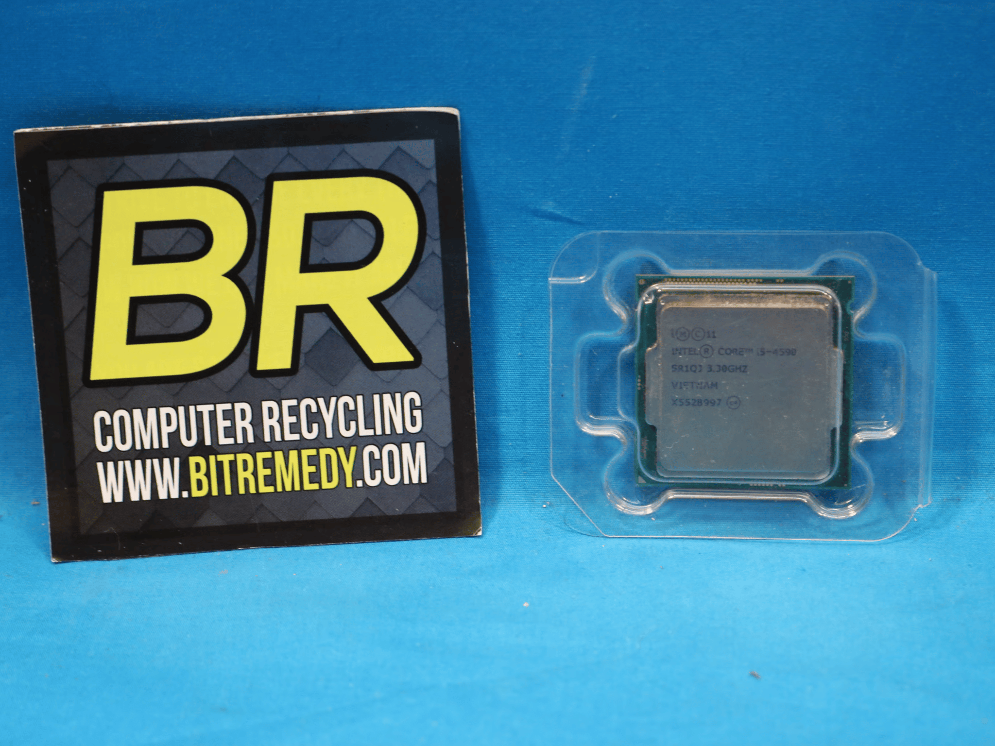 OEM Style Intel Core i5-4590 3.3Ghz Quad Core CPU with Clamshell