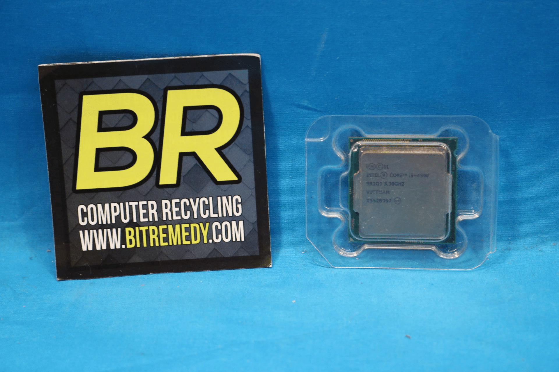 OEM Style Intel Core i5-4590 3.3Ghz Quad Core CPU with Clamshell