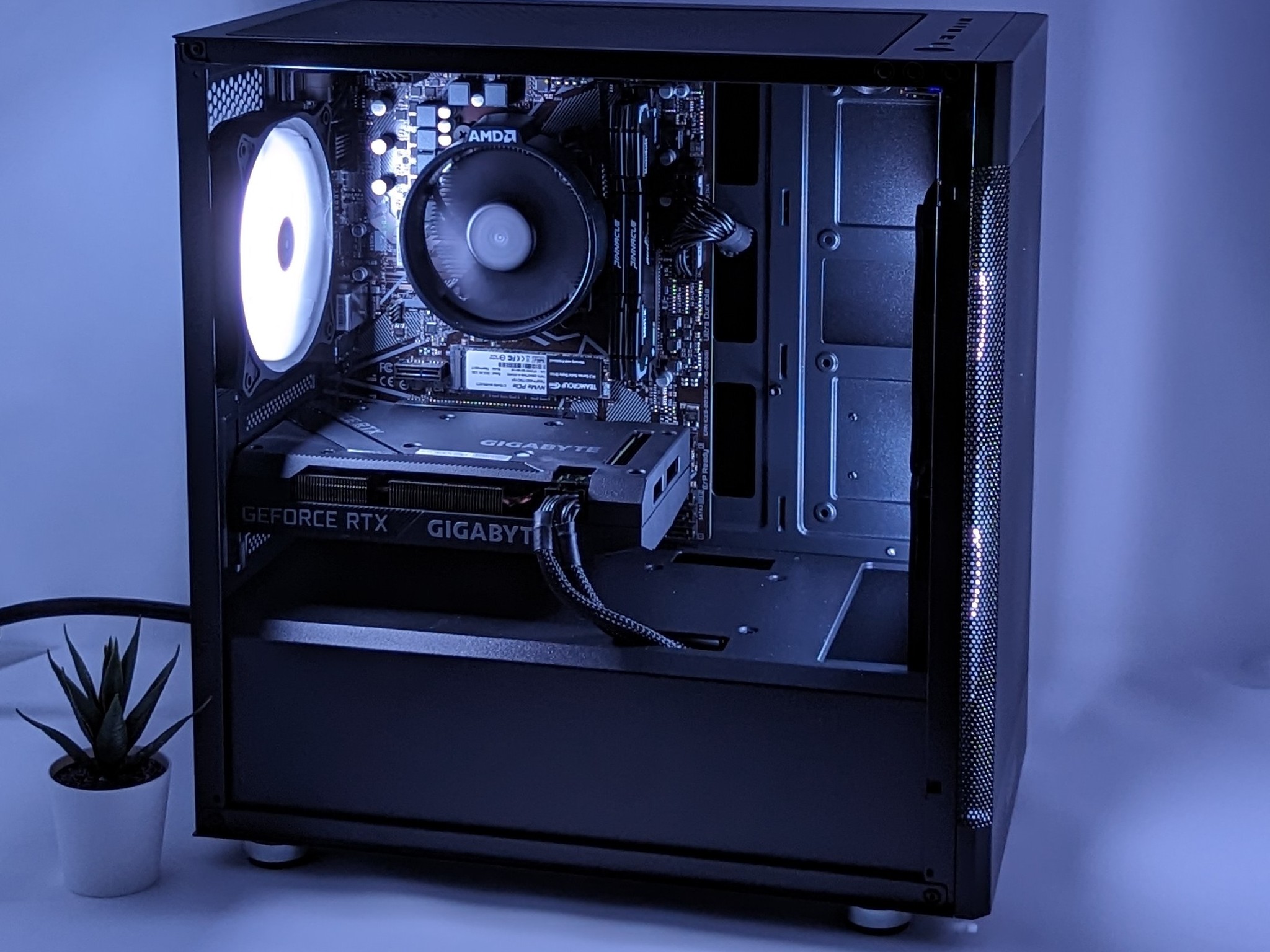 Sleek RTX Whisperer | RTX 3060 | Ryzen 5 5500 | 16gb RAM | TEAMGROUP MP34 1 TB M.2 NVMe SSD