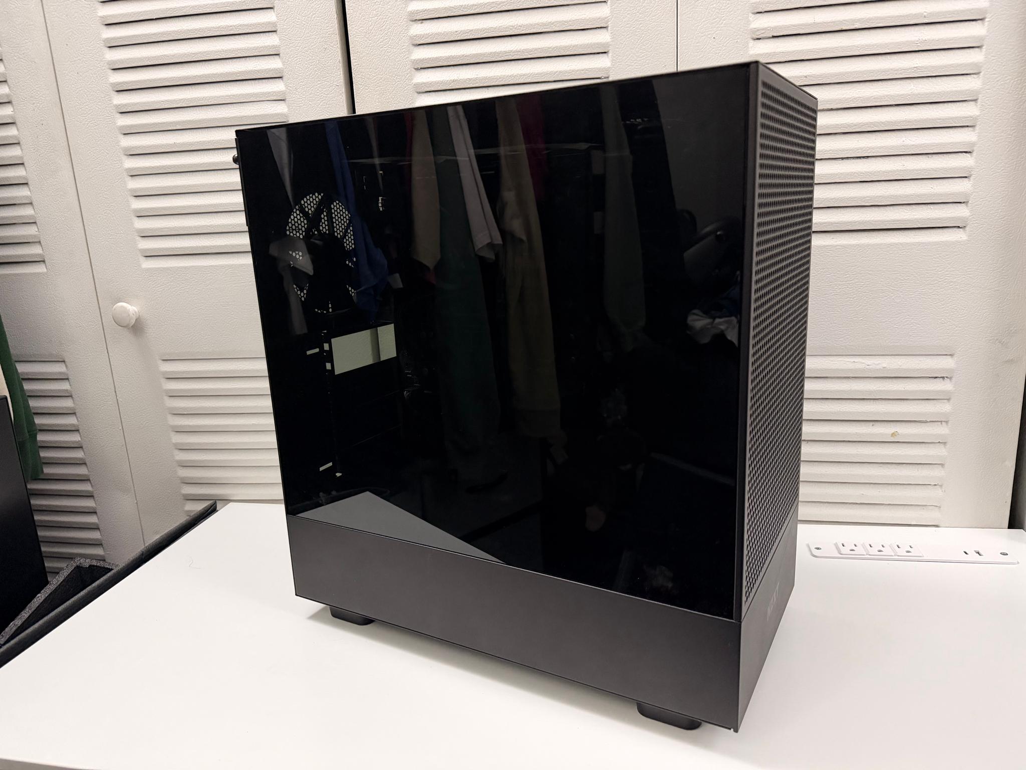 Custom Gaming PC Build – 32GB RGB – Kraken 280 LCD – 750W Gold – Needs GPU + SSD