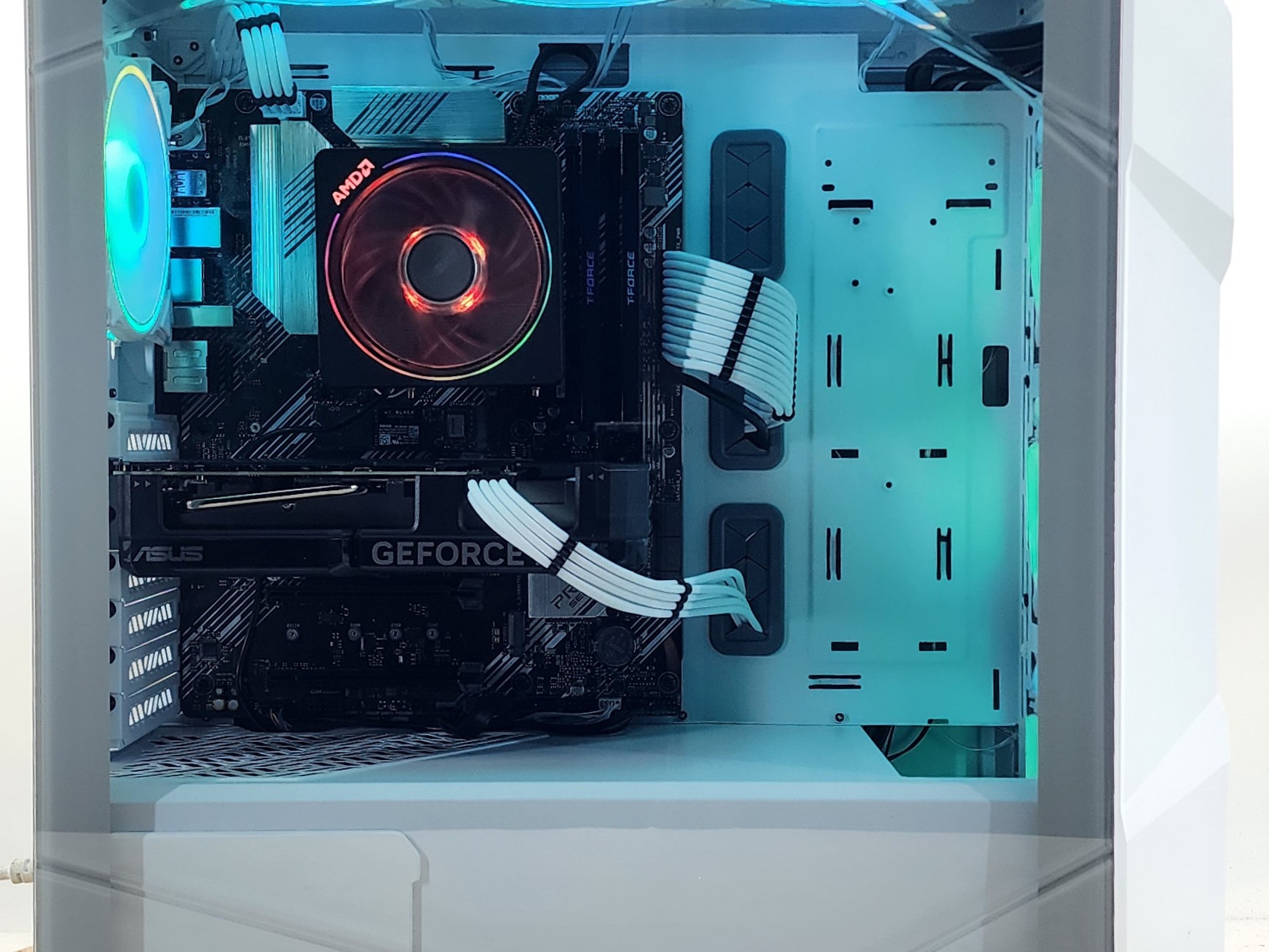 Gaming PC Ryzen 7 5700X 16GB RAM 500GB SSD RTX 4060 8GB Windows 11 Computer
