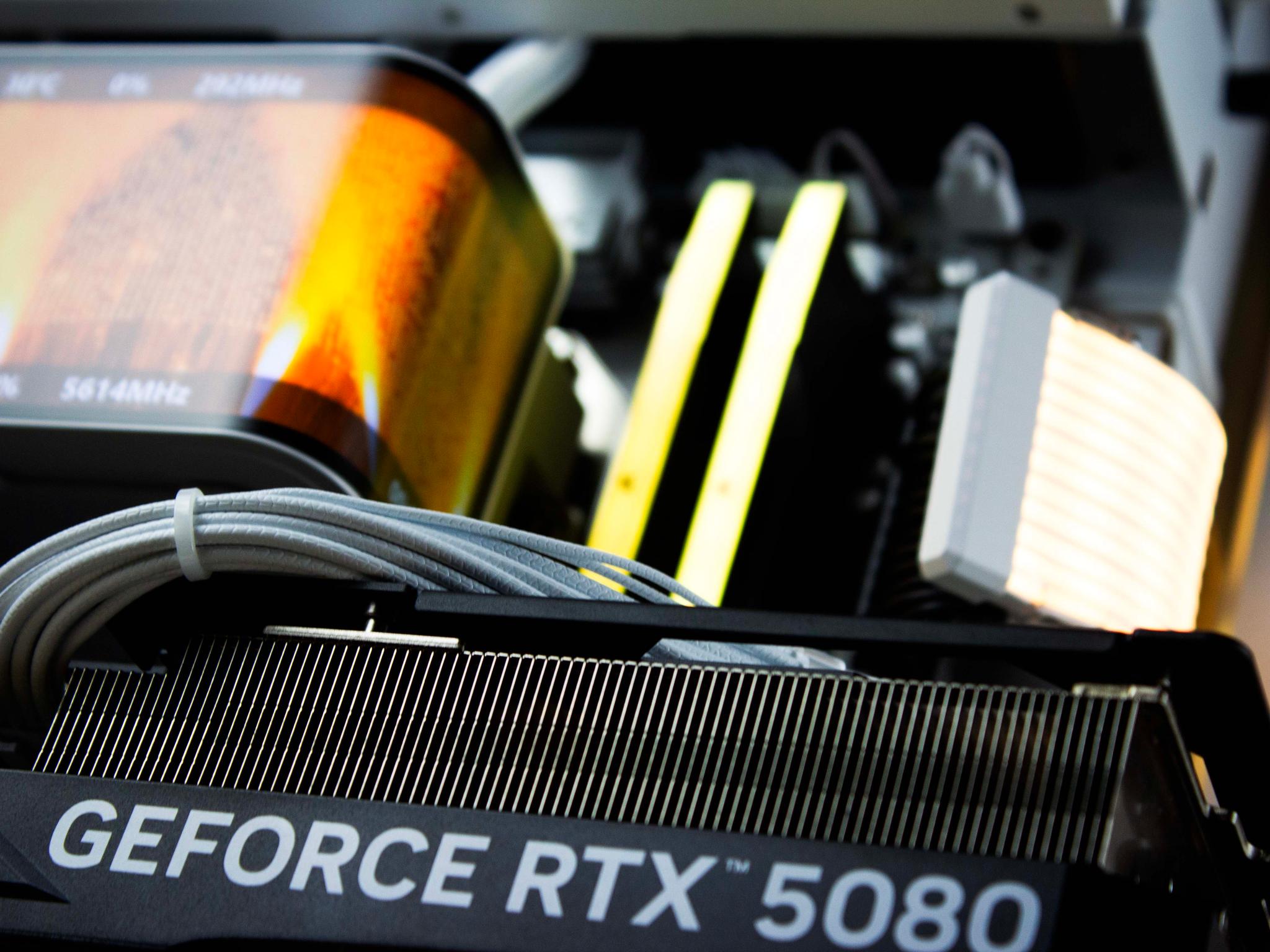 🧊⚡🗡️Polaris V2 - 4K ULTRA PC | RTX 5080 16GB, Ryzen 7 9850X3D, 64GB RAM, 4TB SSD | LCD Display🧊⚡