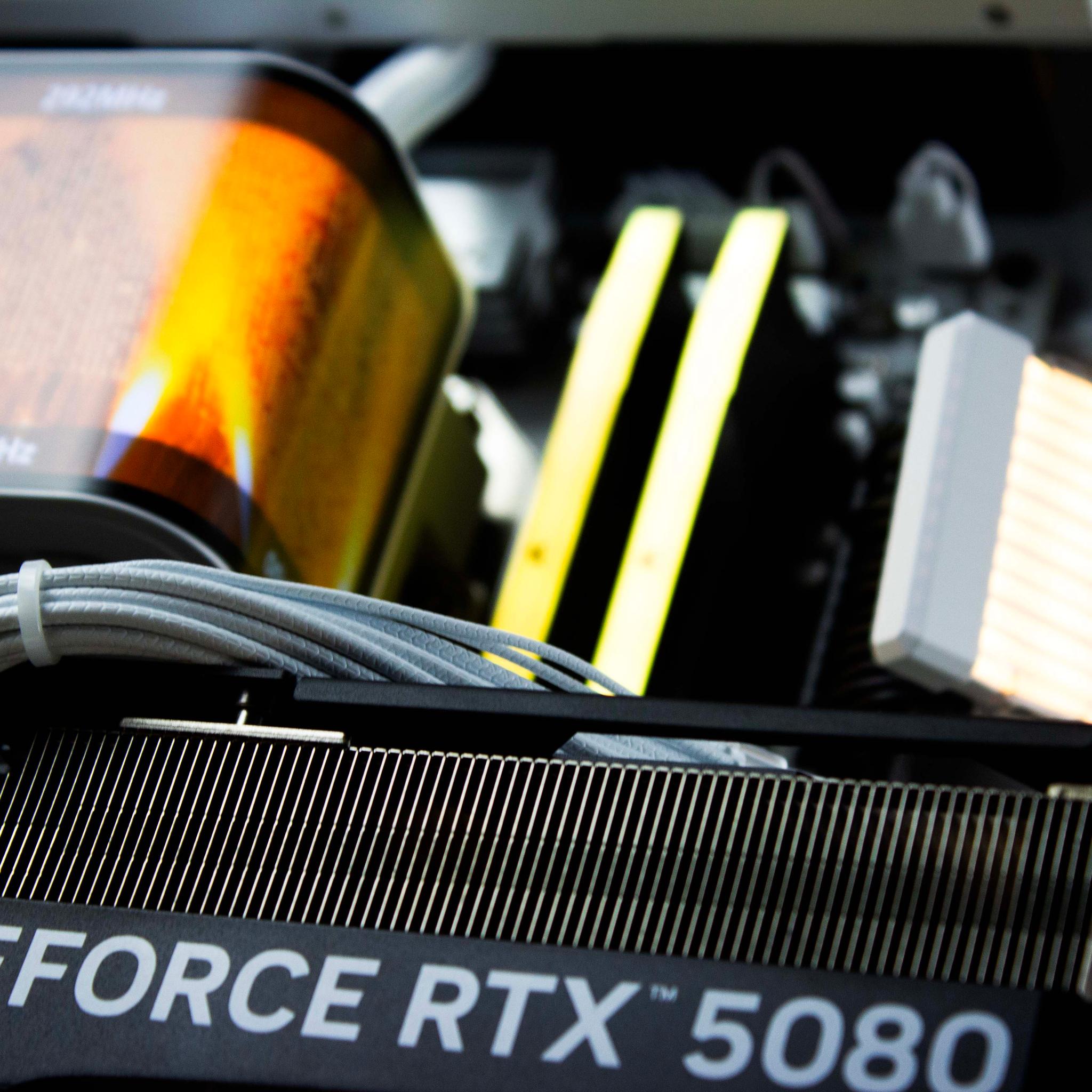 🧊⚡🗡️Polaris V2 - 4K ULTRA PC | RTX 5080 16GB, Ryzen 7 9850X3D, 64GB RAM, 4TB SSD | LCD Display🧊⚡