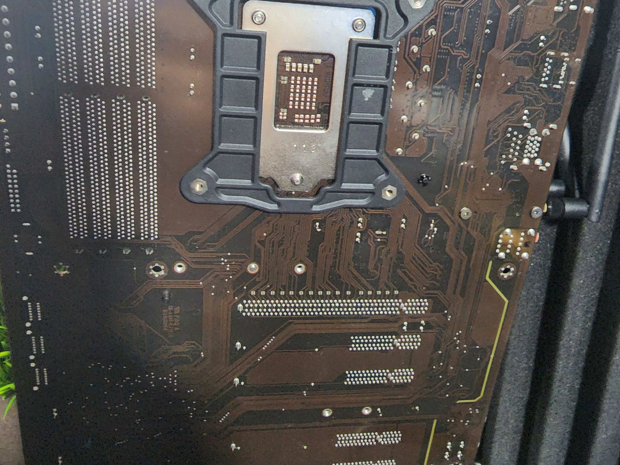 GIGABYTE B560 DS3H AC + i5 10400F + ARGB Cooler combo 