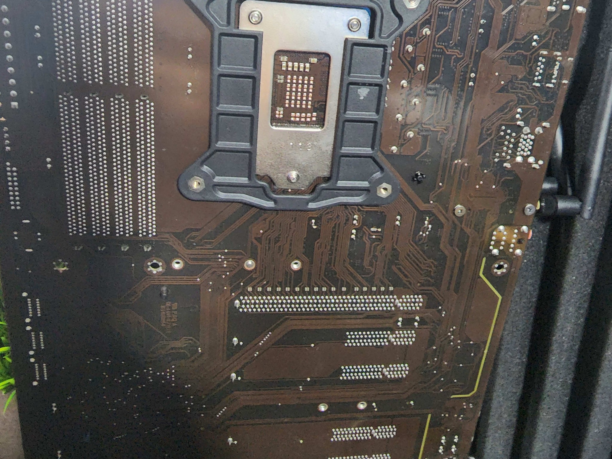 GIGABYTE B560 DS3H AC + i5 10400F + ARGB Cooler combo 