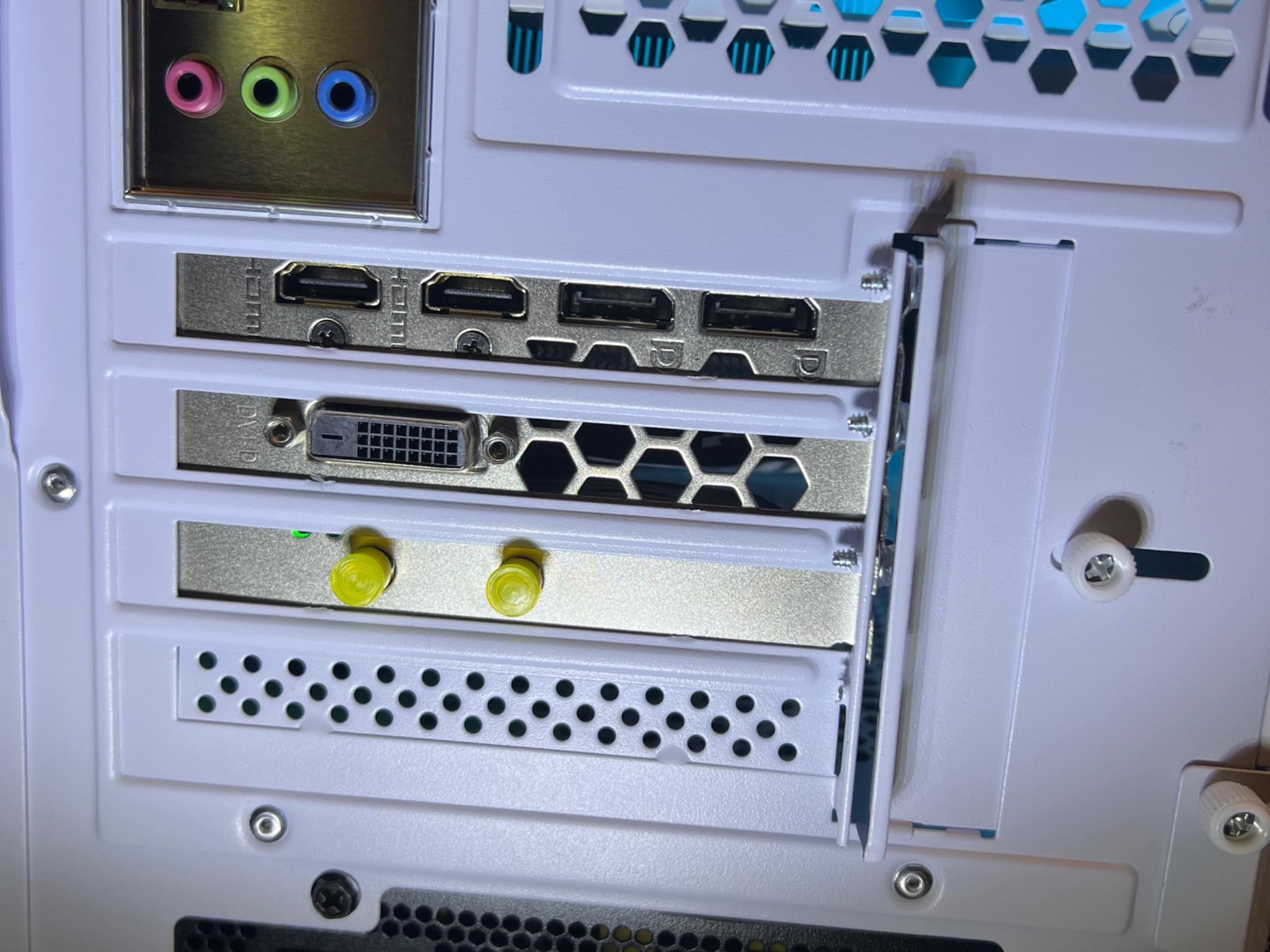 Intel 10 Core White Gaming PC RX 580 1tb SSD 32GB RAM WIFi WINDOWS 10 Pro