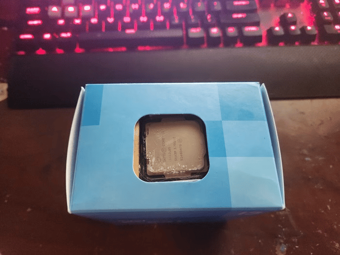Intel Core I3 10105 with stock cooler