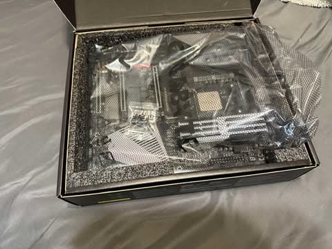 AMD 3900X with Gigabyte X570 Motherboard and 64GB Ram