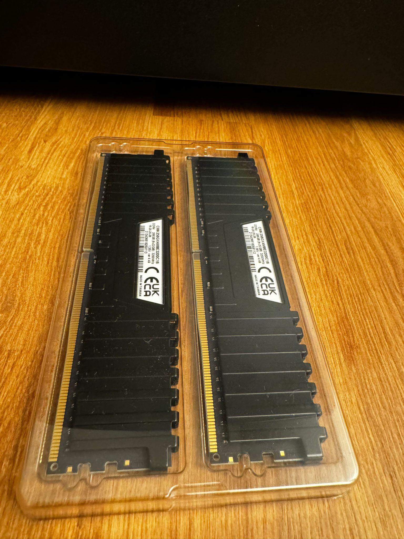 Brand New 64 GB Corsair Vengeance LPX DDR4 - Open Box