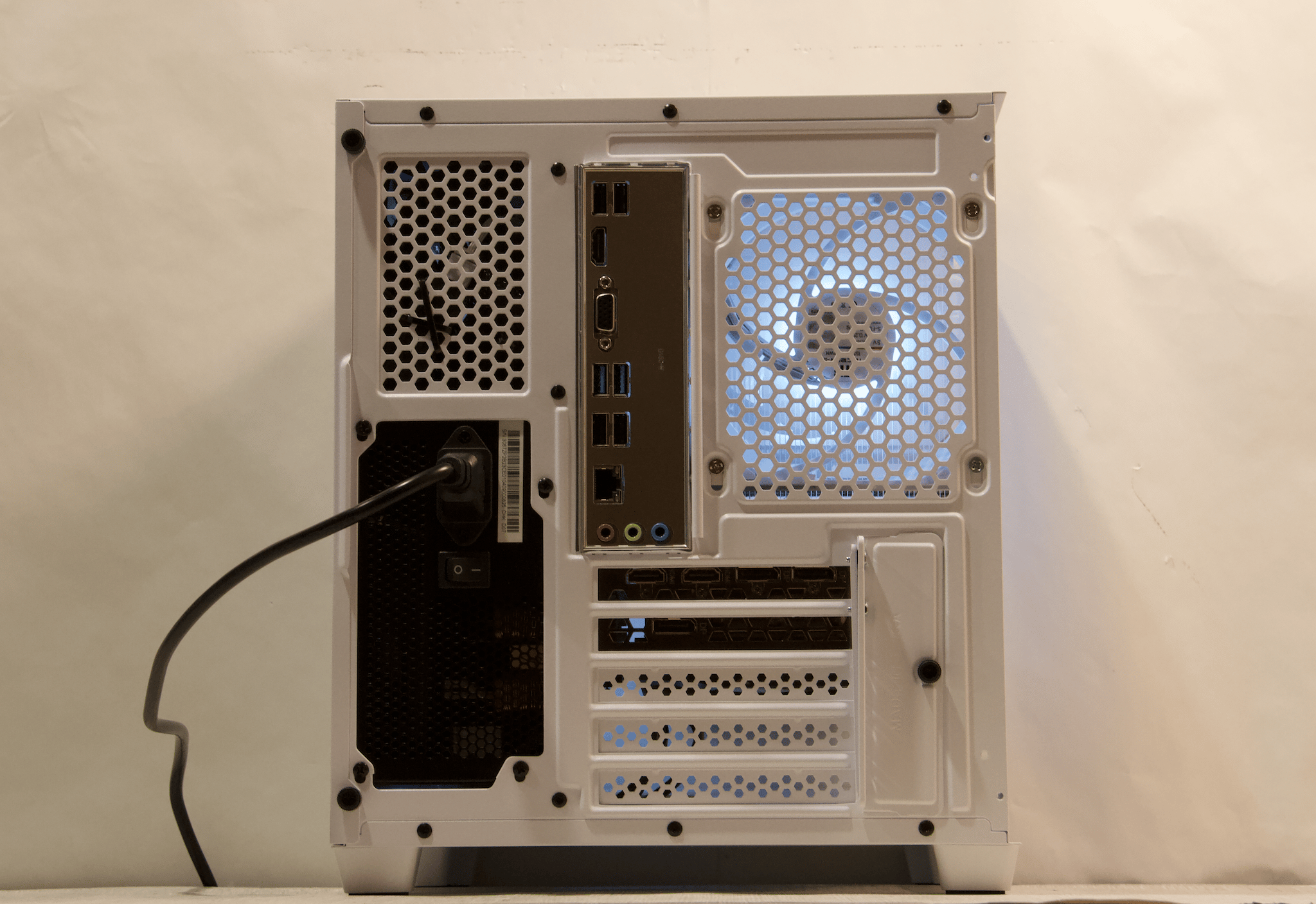 RTX 3080, Ryzen 7 5700X, 32GB DDR4, 1TB NVMe SSD, WiFi - 1440p Gaming PC