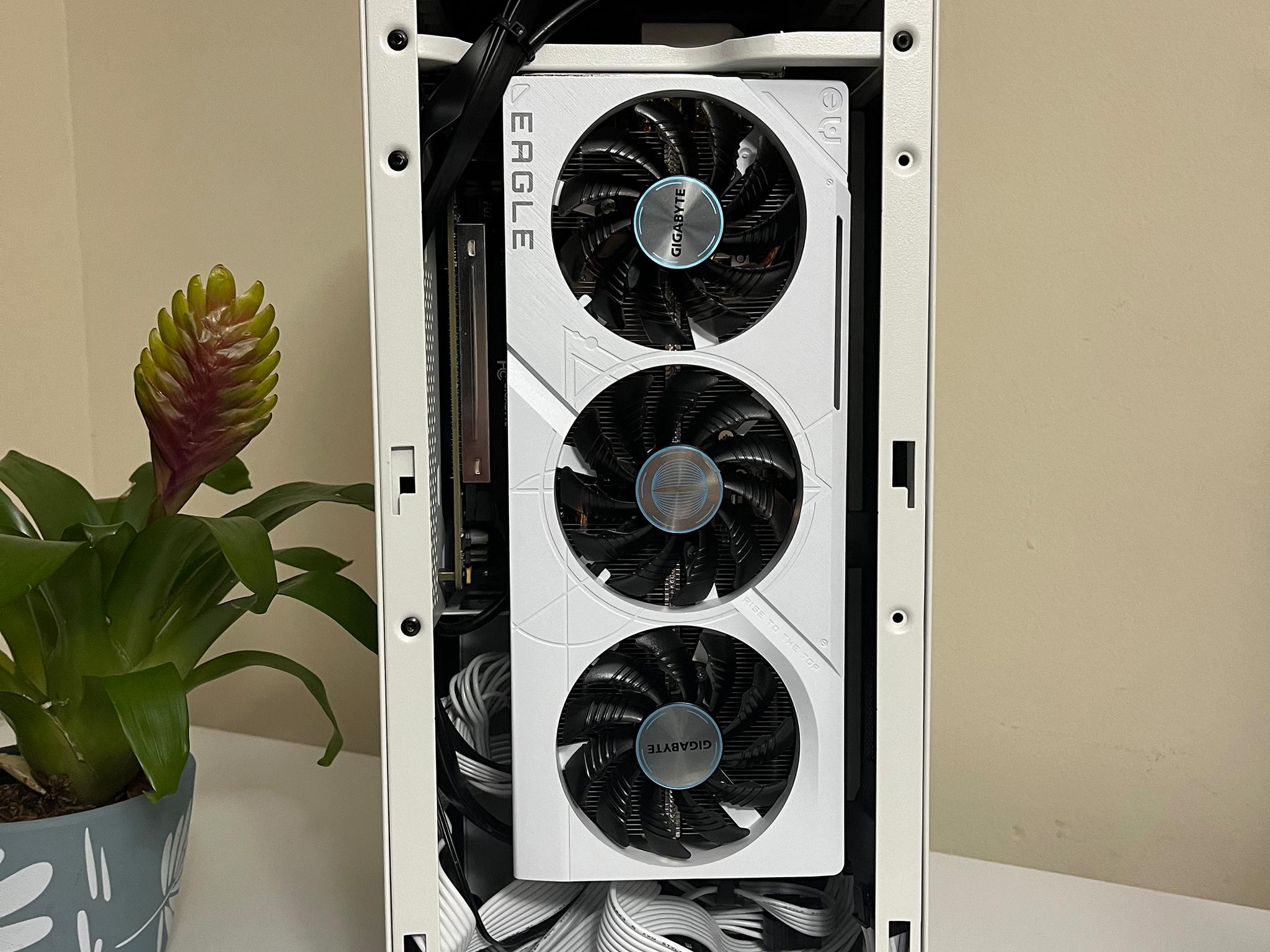 BREAD BOX | RTX 4070 Super 12GB | i5 14600KF | 1TB Gen4 NVMe | 32GB DDR4