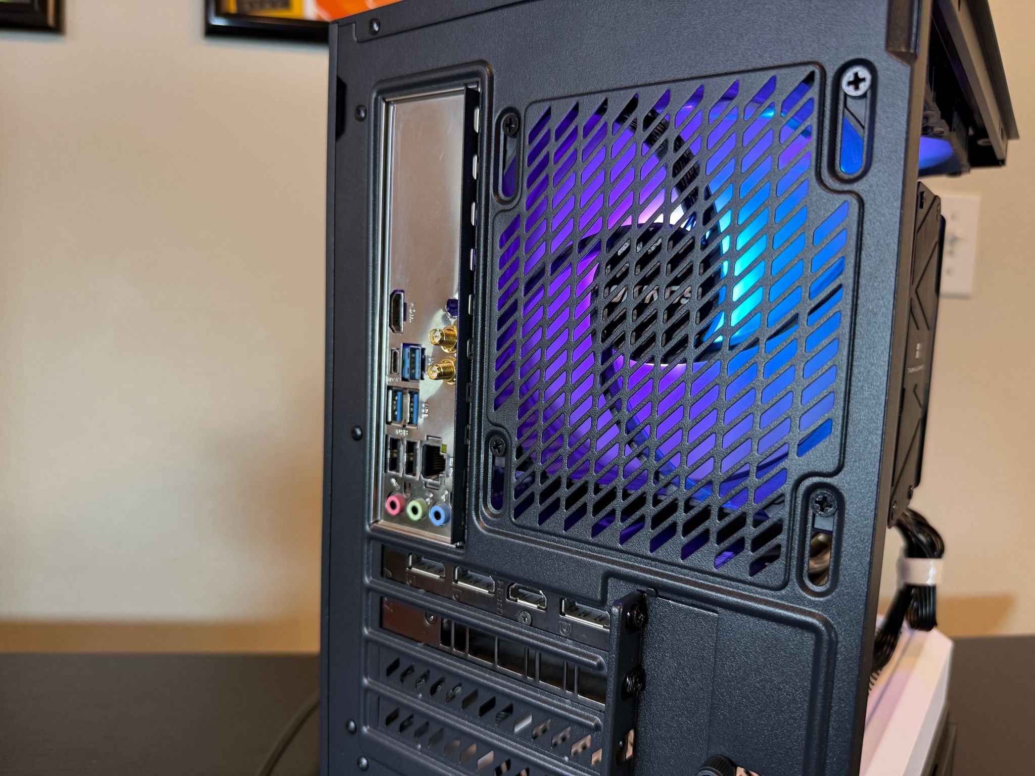 🐧i7-8700, RTX 2070 Super, 16gb RAM, 1.5TB Storage Custom Gaming PC🐧| GTA V, Fortnite, CoD, more!