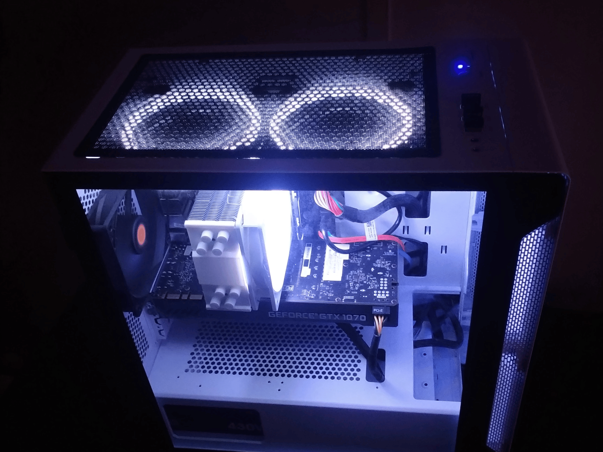 Gtx 1070 i3 10100f gaming pc custom