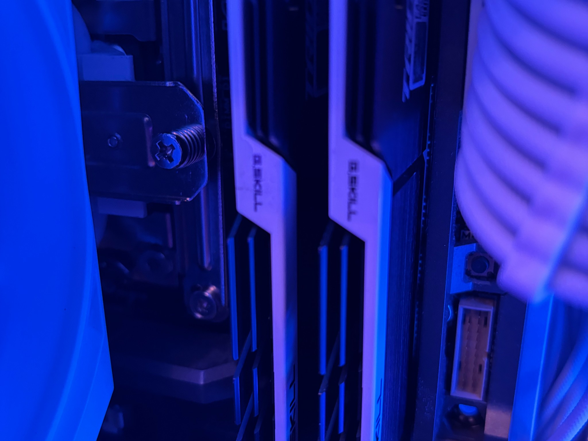 🤍 White Gaming PC | i7 + GTX 980 | 16GB RAM | 1TB SSD+512gb NVME | WIFI🤍