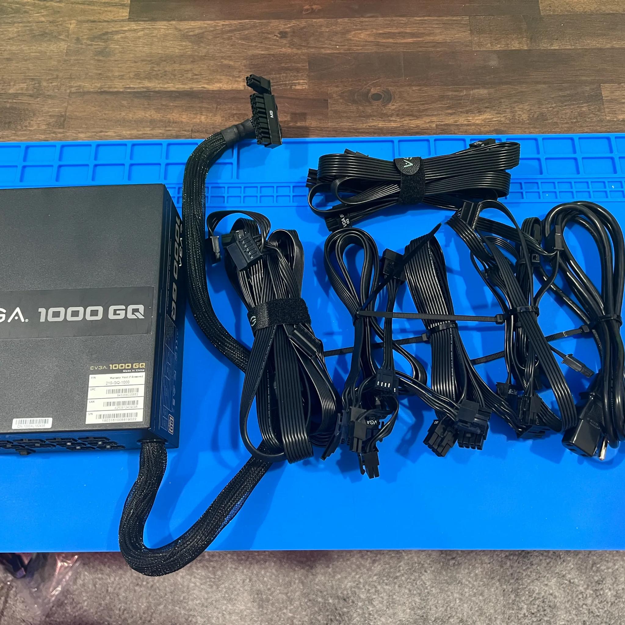 EVGA 1000 GQ, 80+ GOLD 1000W, Semi Modular, EVGA ECO Mode