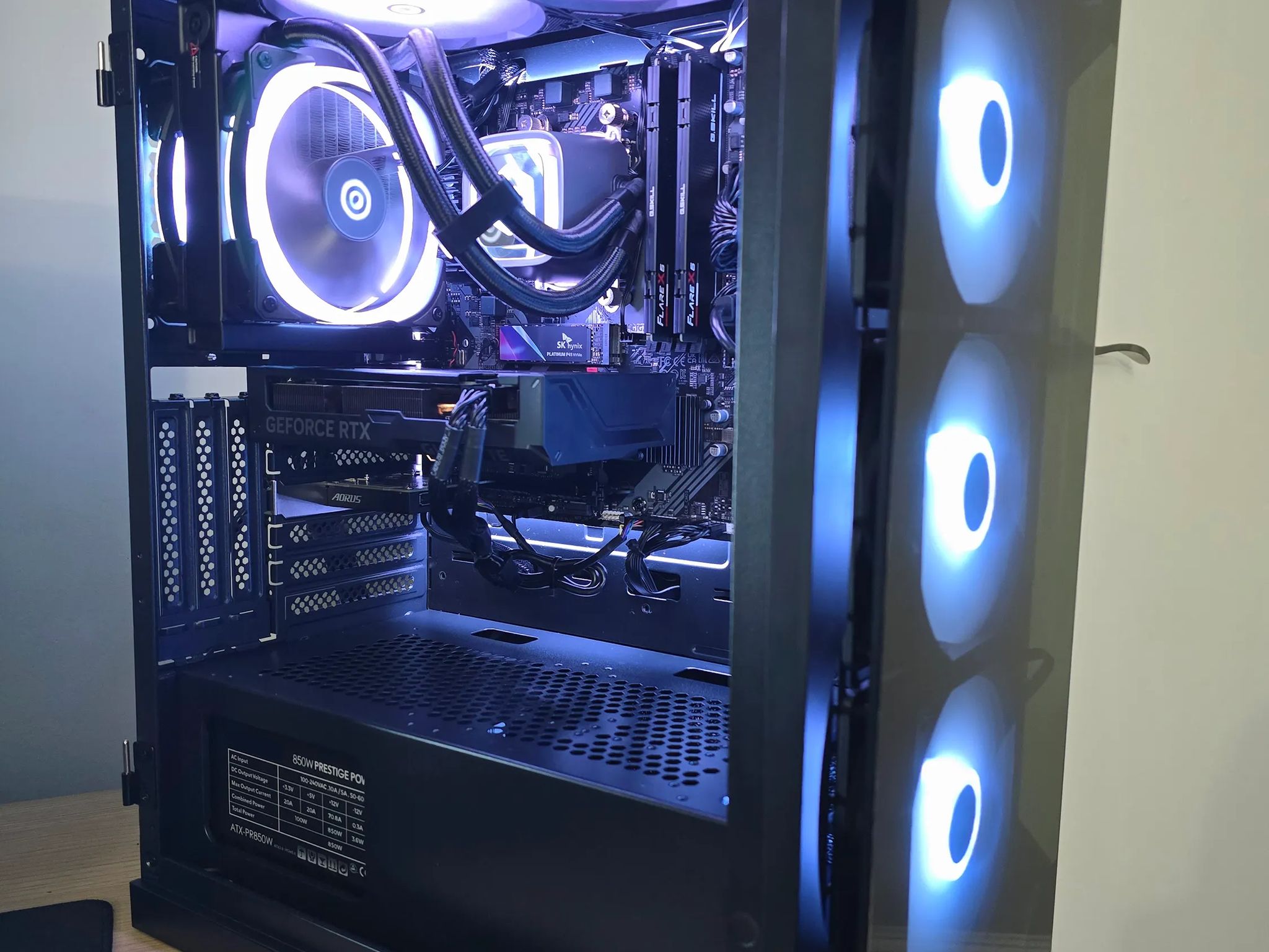 Ryzen 7 7700X, RTX 4060Ti 16GB, 32 GB DDR5-6000, 1TB SSD, 850W 80 plus ATX PSU, AIO CPU Cooled