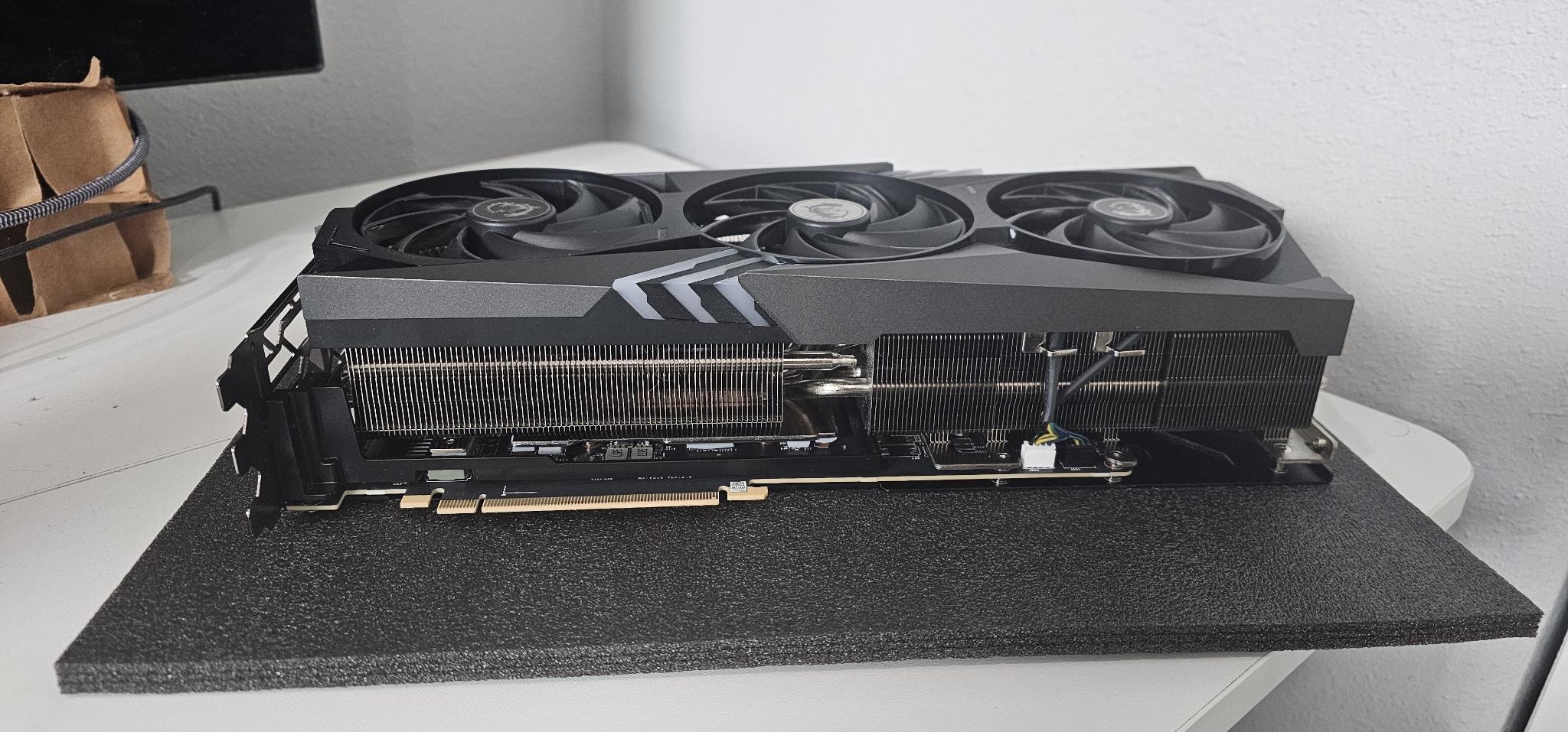 RTX 4090 Gaming X Trio
