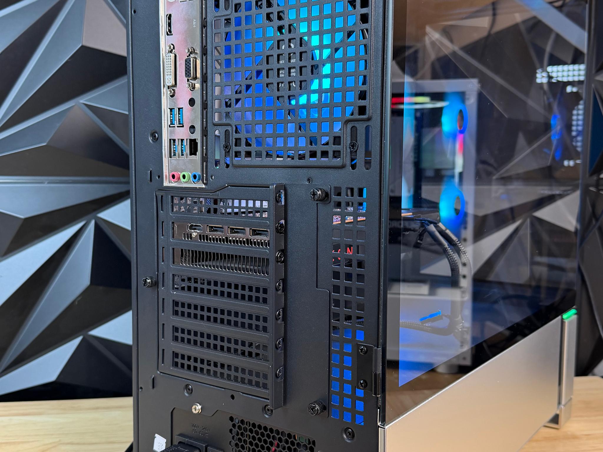 Ryzen 5 3600 | Radeon RX 580 8GB | 16GB RAM |500GB SSD| Wi-Fi/BT | Win 11 Custom ARGB...