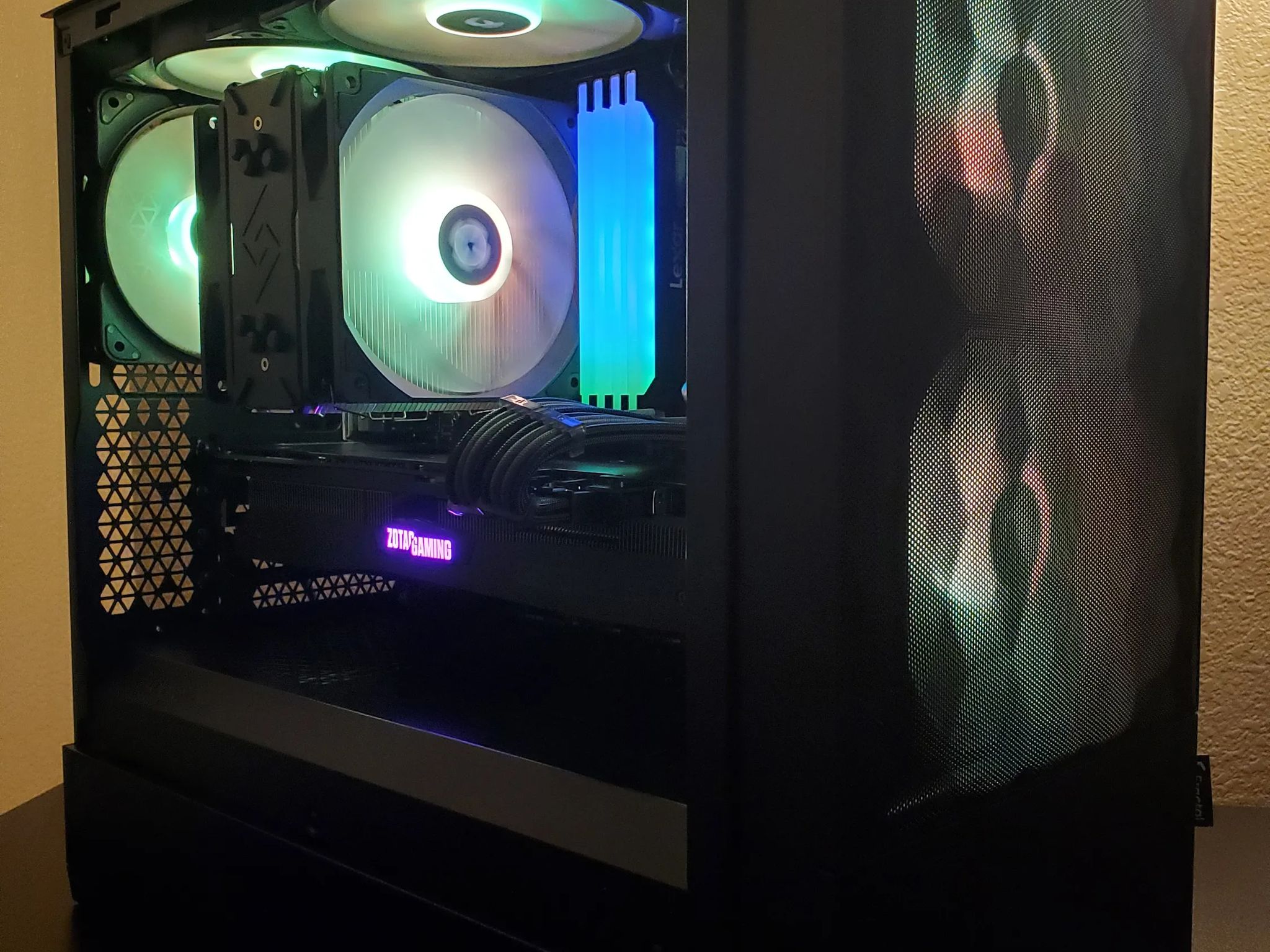 Ryzen 5 5600G | RTX 2070 | 32GB RAM | 1TB M.2 SSD