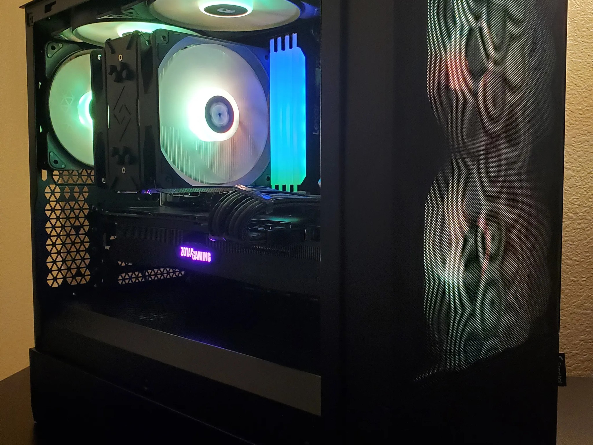 Ryzen 5 5600G | RTX 2070 | 32GB RAM | 1TB M.2 SSD