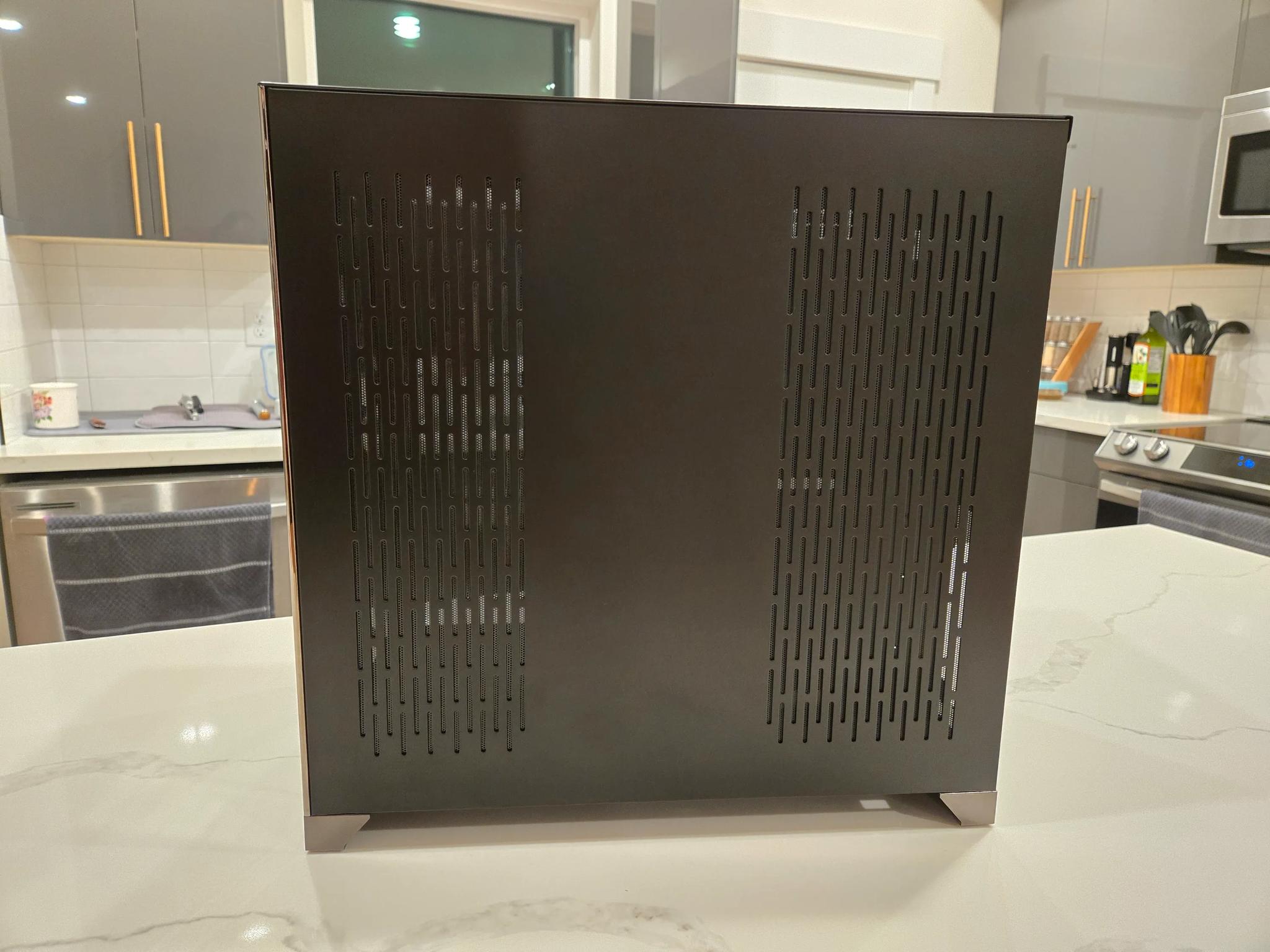 Lian Li PC-O11 Dynamic PCMR Edition ATX Mid Tower Gaming Case - Space Grey (Mirror Finish)