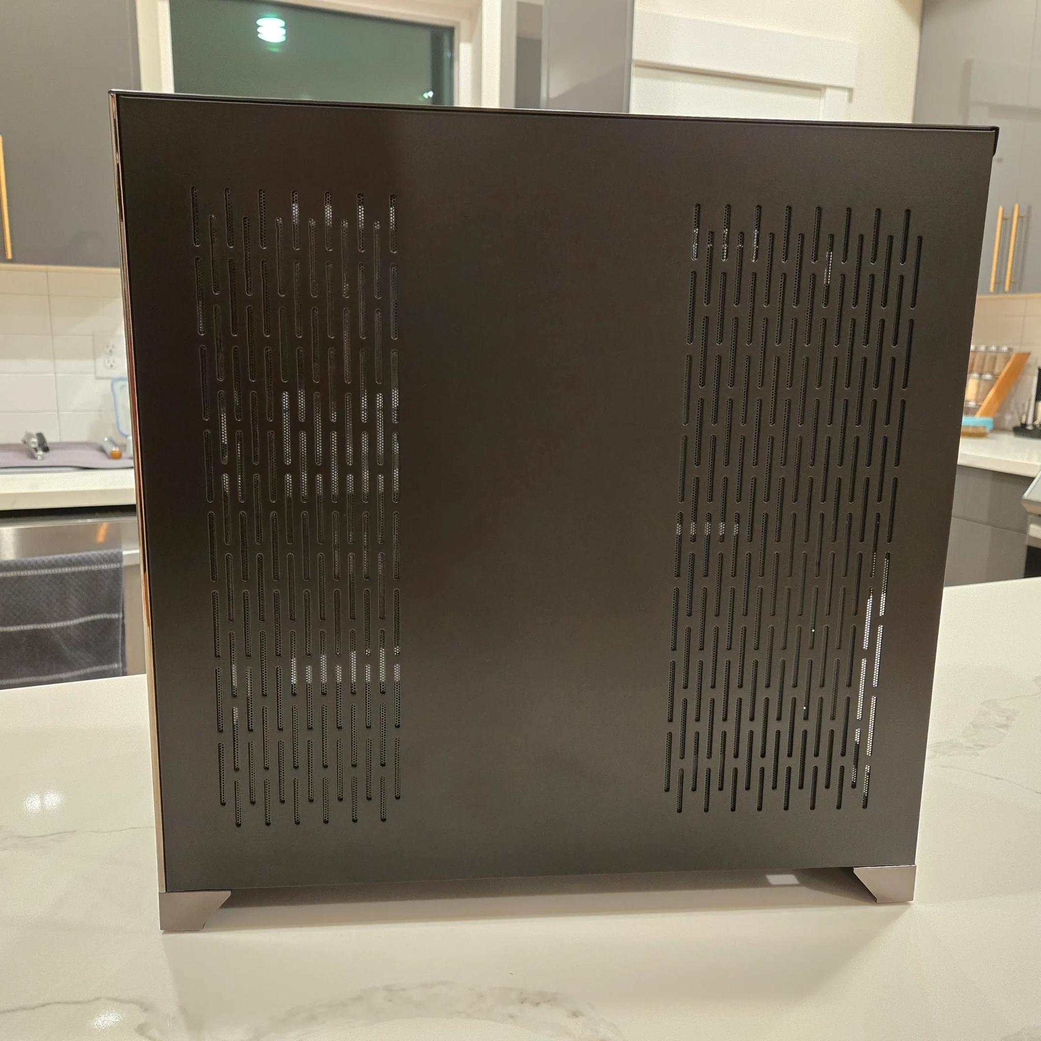 Lian Li PC-O11 Dynamic PCMR Edition ATX Mid Tower Gaming Case - Space Grey (Mirror Finish)