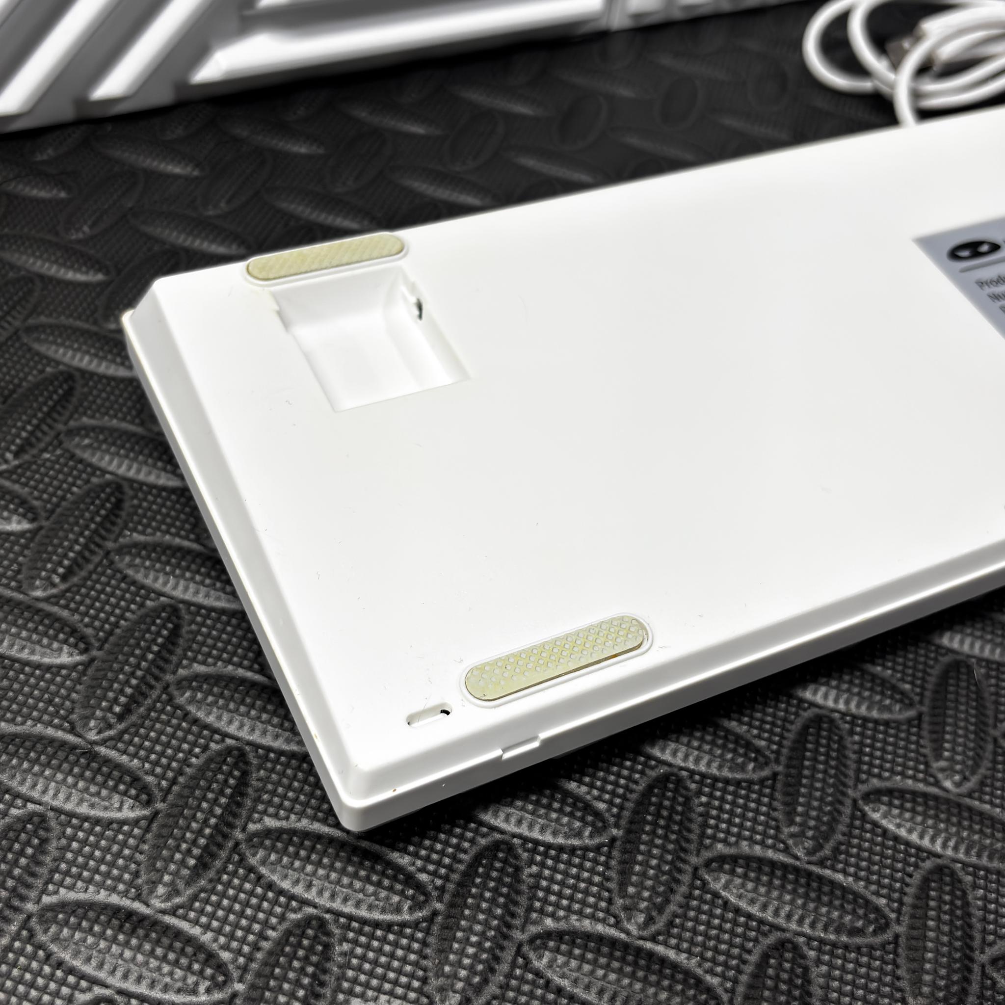 MageGee MK-Storm White Gaming Keyboard | Full Size USB | Tested Working