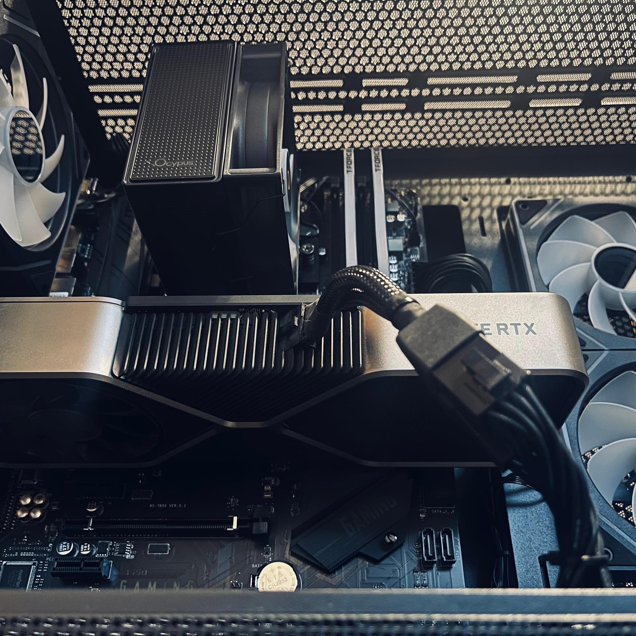 Pro Gaming PC |RTX 3080 // Ryzen 7 5700x3D // 32GB DDR4|