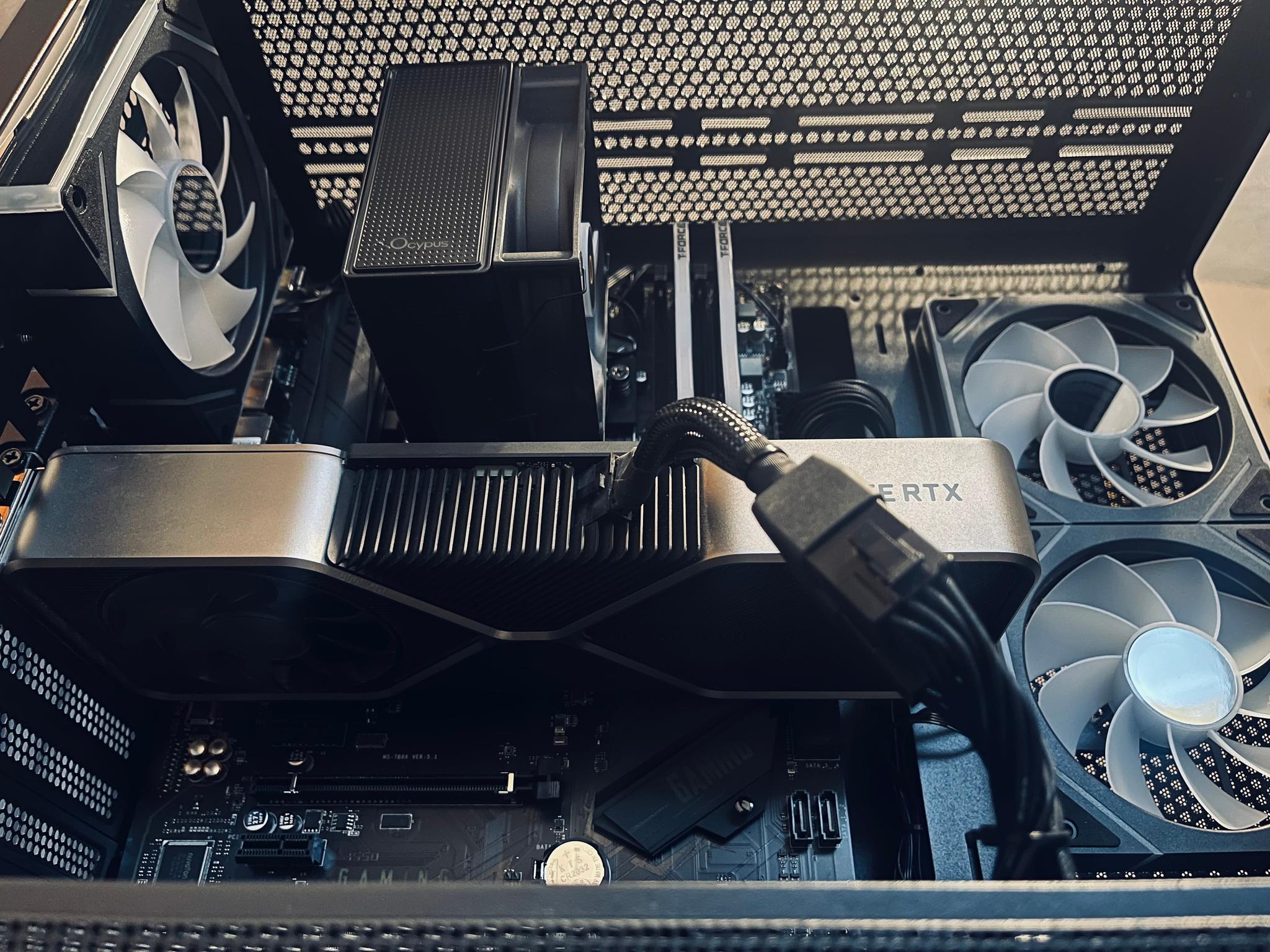 Pro Gaming PC |RTX 3080 // Ryzen 7 5700x3D // 32GB DDR4|